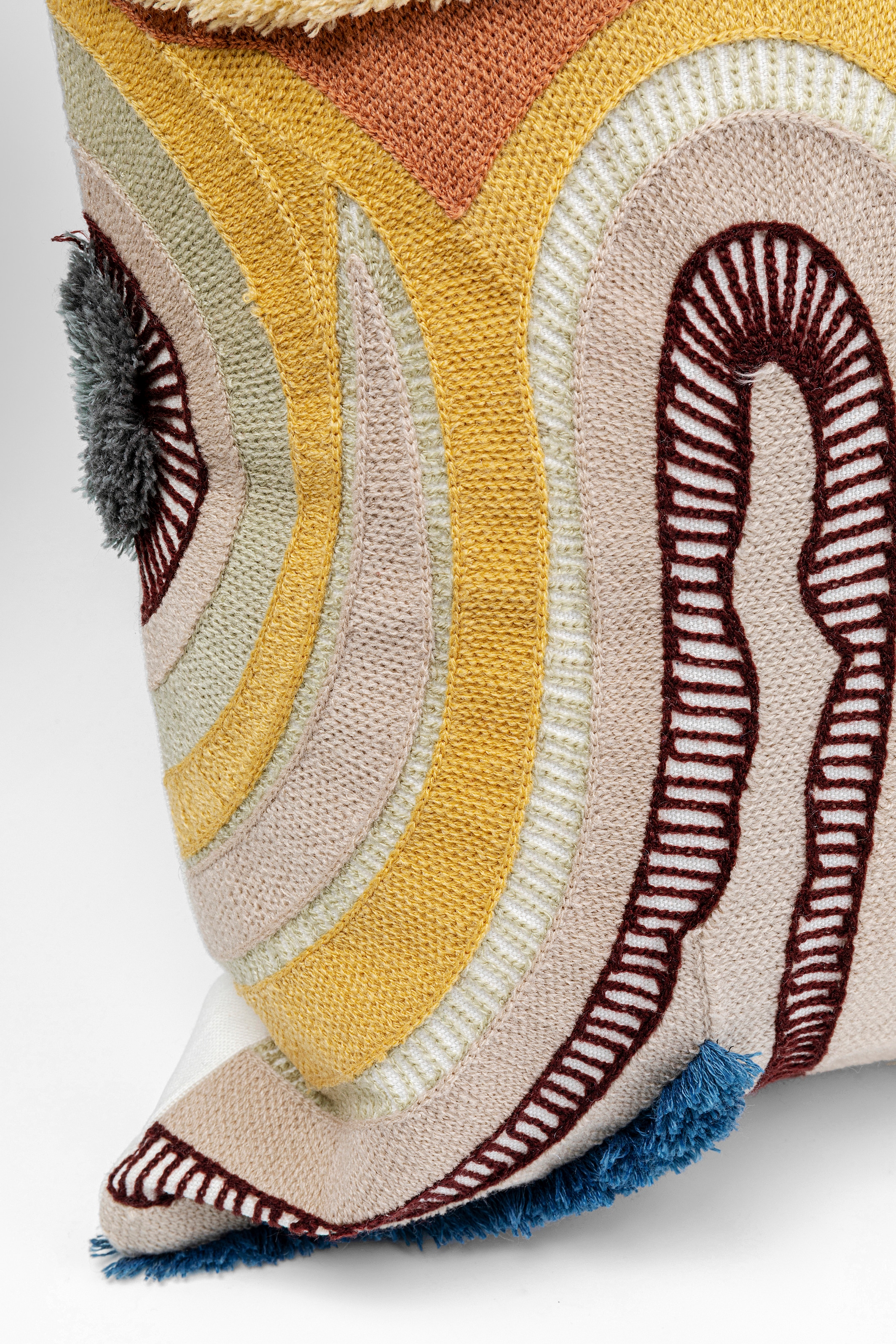 Kare Design Coussin décoratif »Lava, Kissenhülle mit Füllung, 45x45 cm« stützt Kopf und Nacken angenehm und sorgt für erholsamen Schlaf