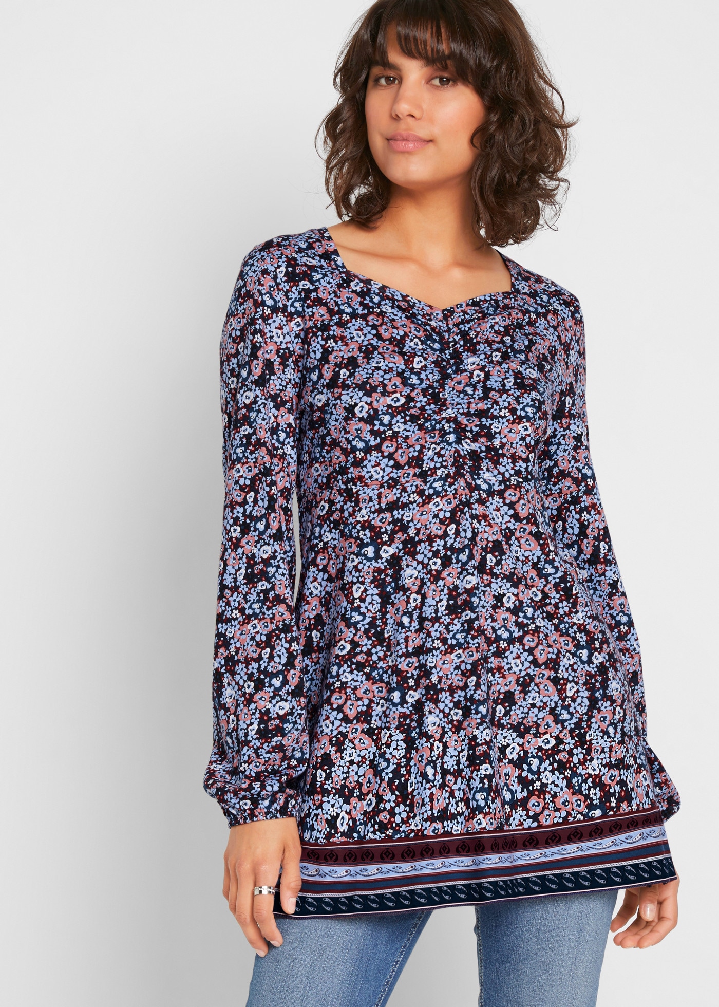 Image of bonprix Longshirt mit geblümtem Jerseyshirt, Regular Fit