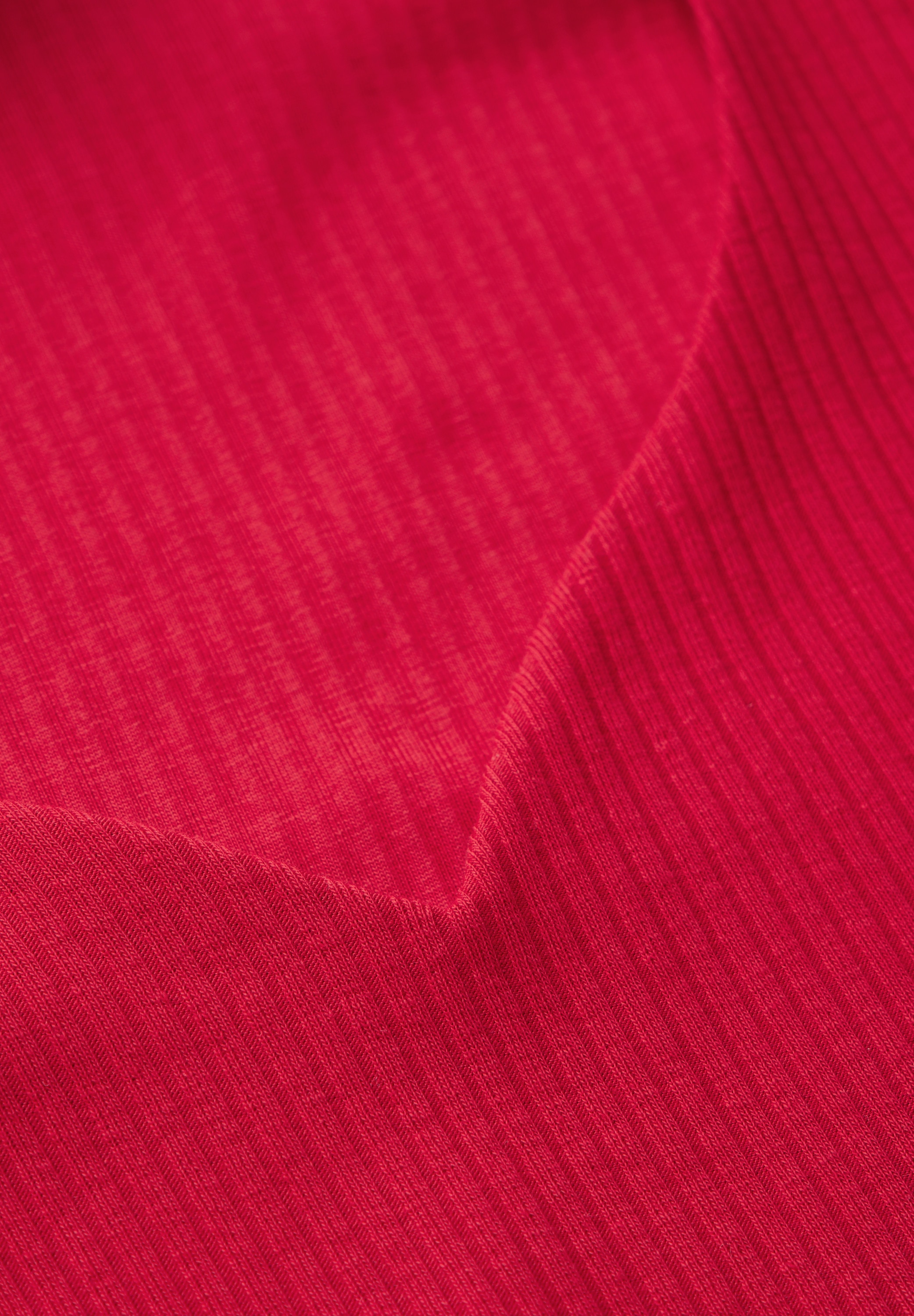 STREET ONE Langarmshirt, gerippt, mit Herz-Ausschnitt