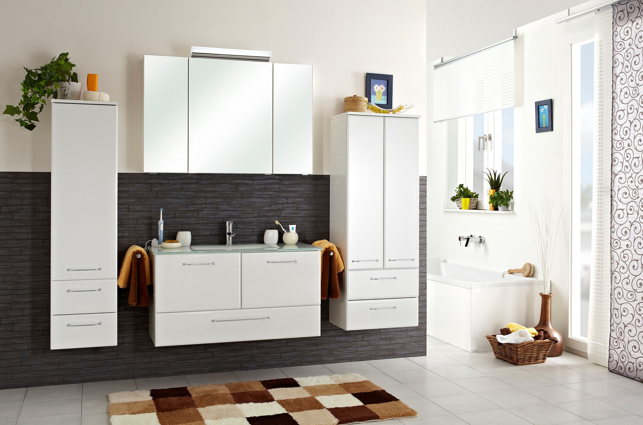Saphir Midischrank »Quickset Badschrank 35 cm breit, 1 Tür, 2 Schubladen, 2 Einlegeböden« Badezimmer-Midischrank inkl. Türdämpfer, Griffe in Chrom glänzend