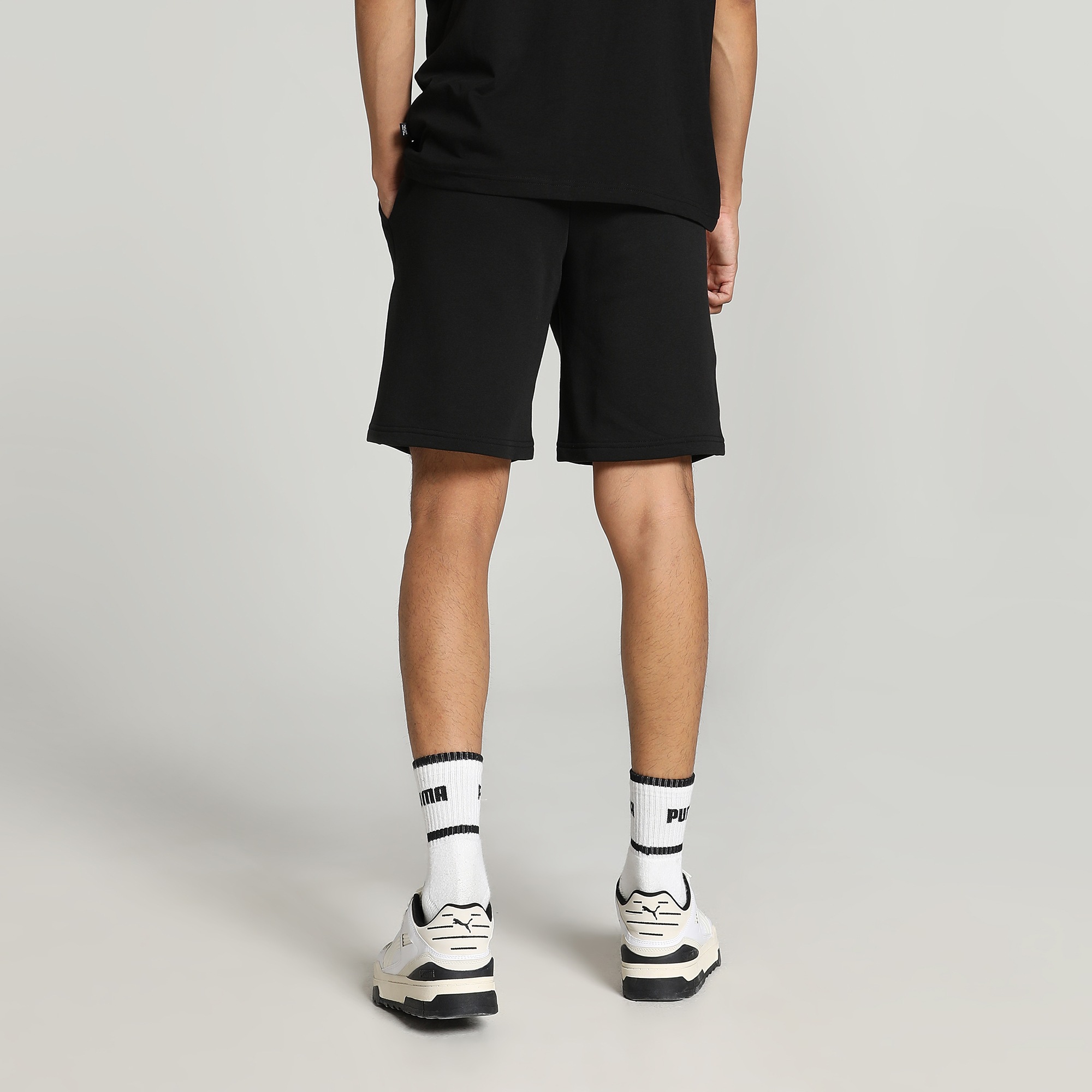 PUMA Short d'entraînement »TEAMGOAL 23 CASUALS SHORTS«  sportlicher Stil, für Fussball, mit Reissverschlusstasche, Slim Fit