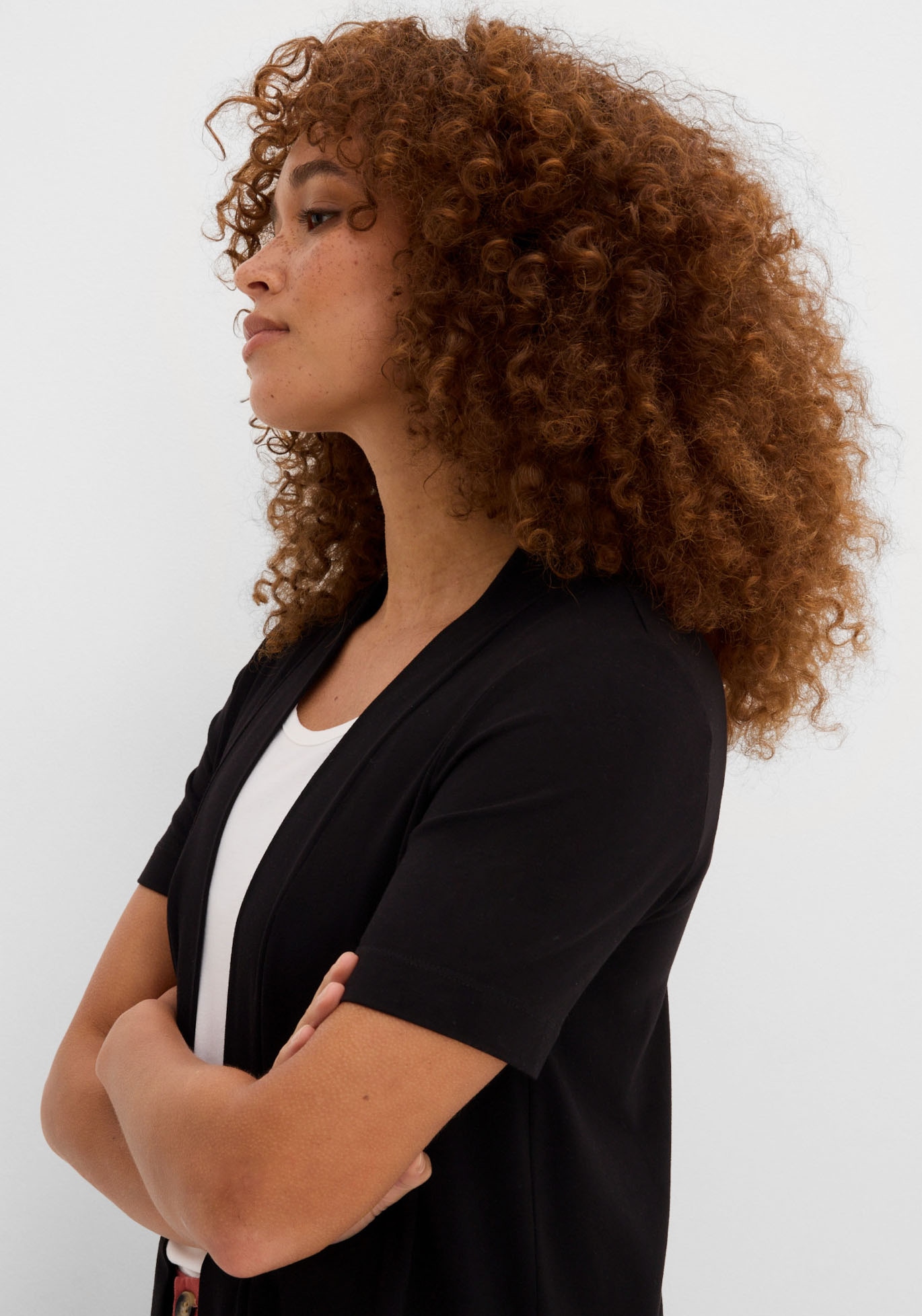 bonprix Shirtjacke »Shirtjacke aus softer Viskose« lockere Passform, Kurzarm-Design, für vielseitige Anlässe