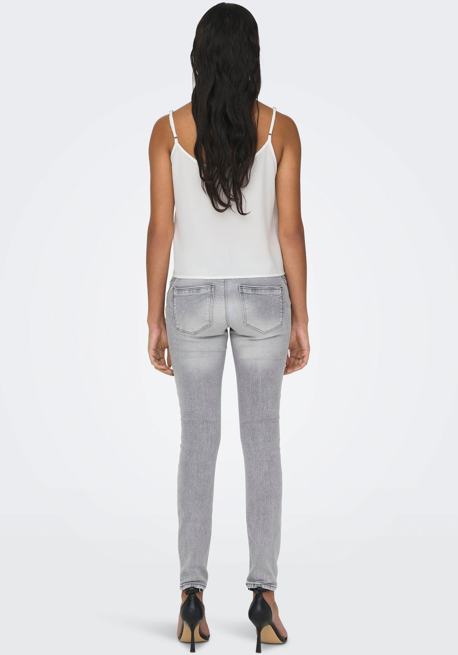ONLY Top à bretelles »ONLLECEY SL KNOT SINGLET NOOS WVN« Materialmix, regular fit