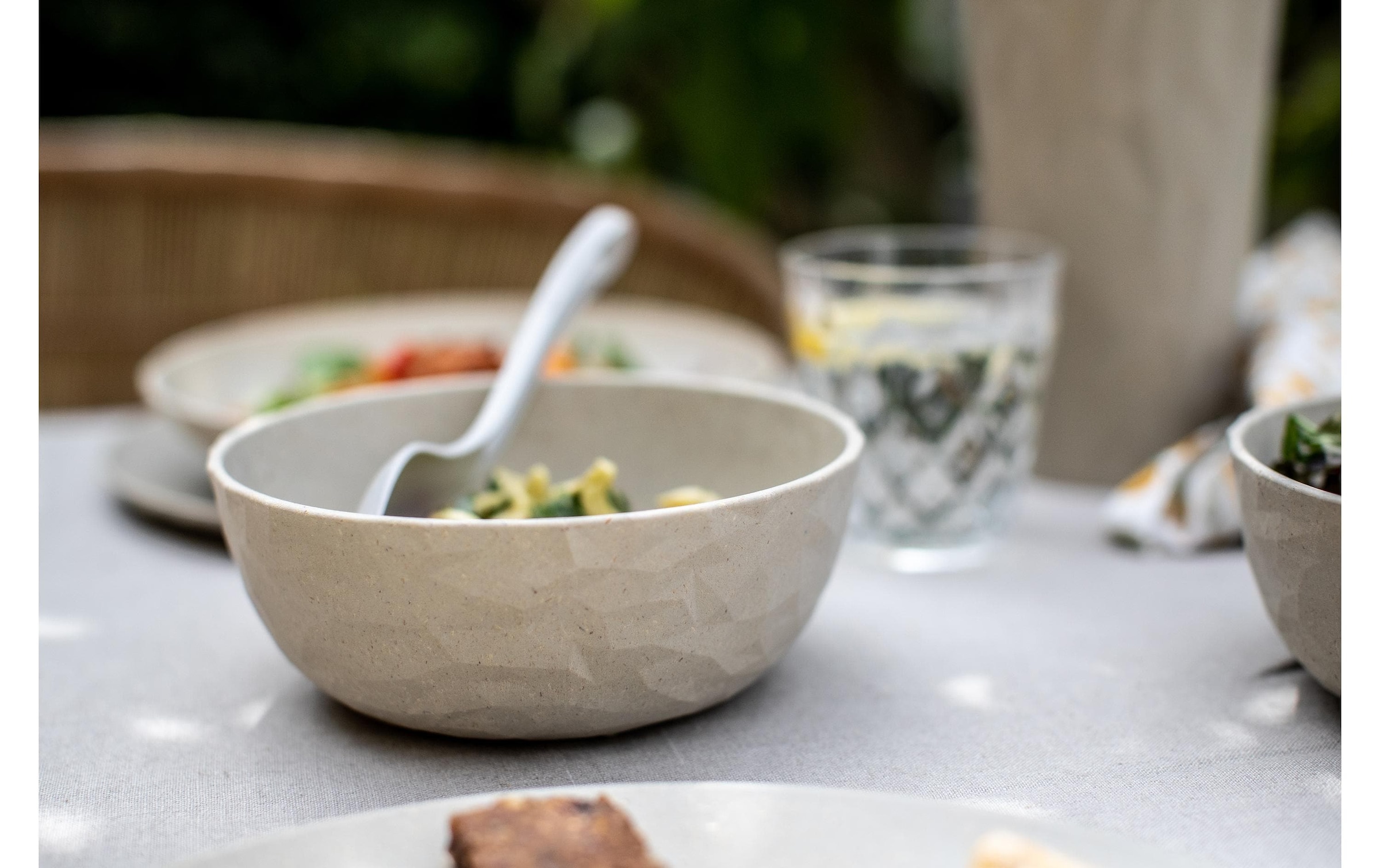 KOZIOL Schale »Club 45338 cm, 4 Stück, Grau« 4 Stk. aus Kunststoff