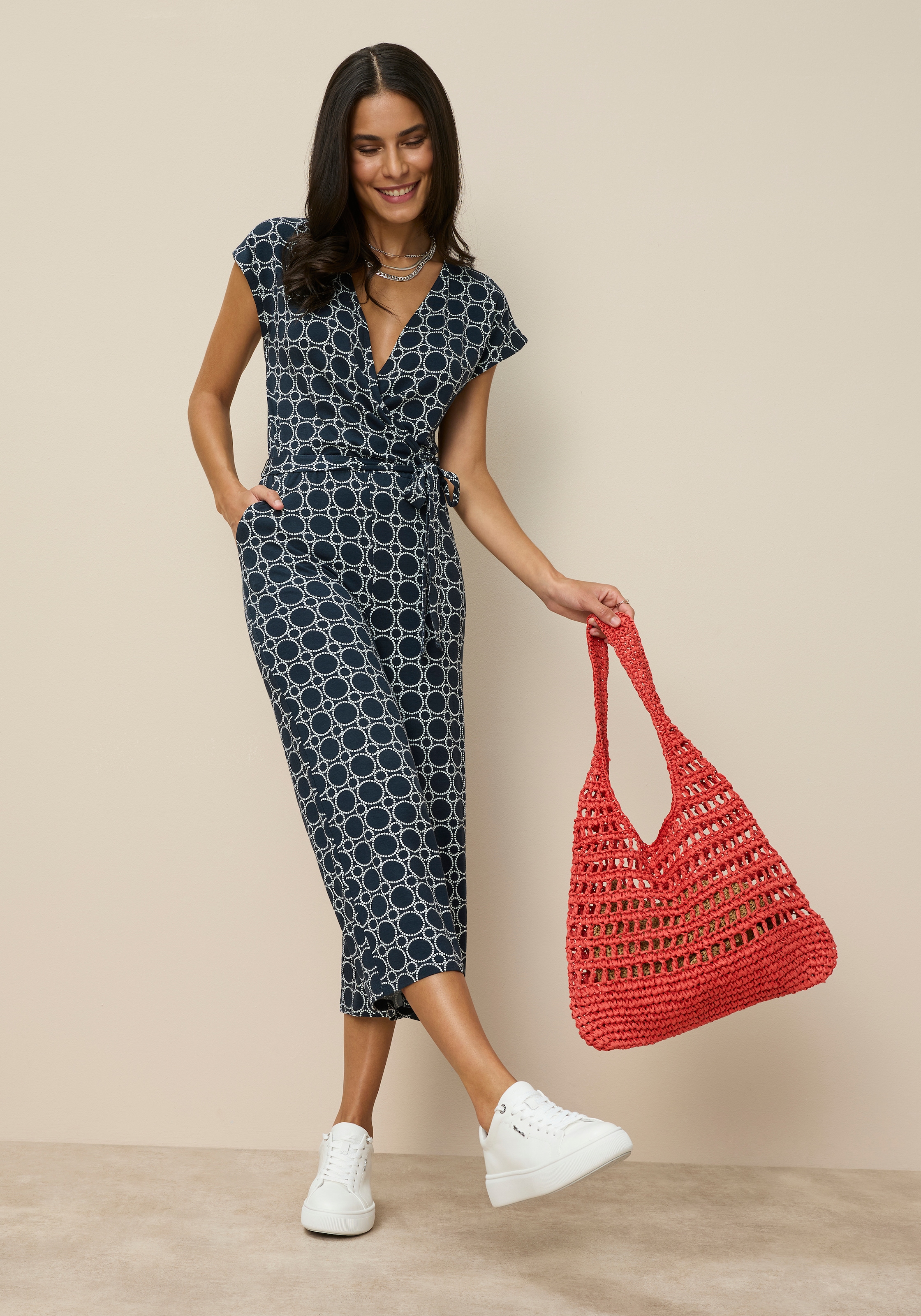 Tamaris Combinaison culotte mit Bindegürtel und modernem Muster