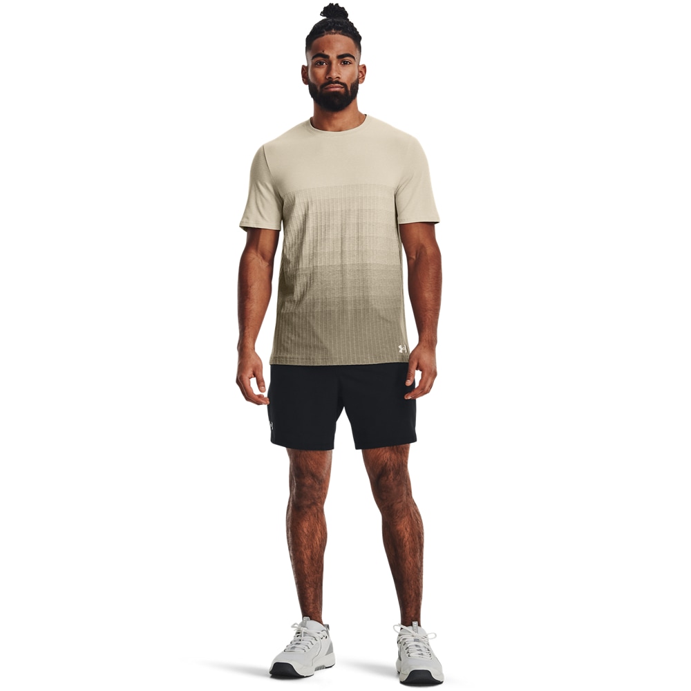 Under Armour® Short »UA VANISH WOVEN 6IN SHORTS«  sportlicher Stil, für vielseitige Aktivitäten, leichtes Material