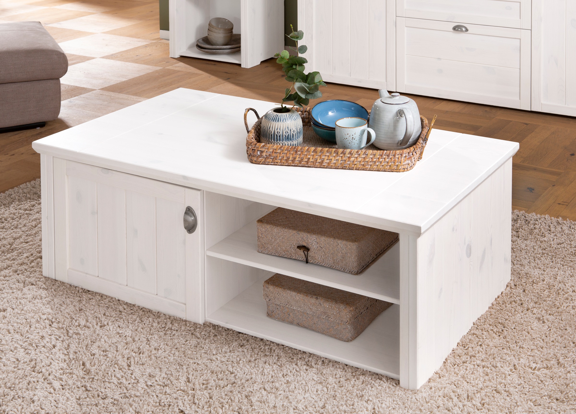 Image of Home affaire Couchtisch »Hoyer«, aus Kiefer massiv, Breite 123 cm bei Ackermann Versand Schweiz