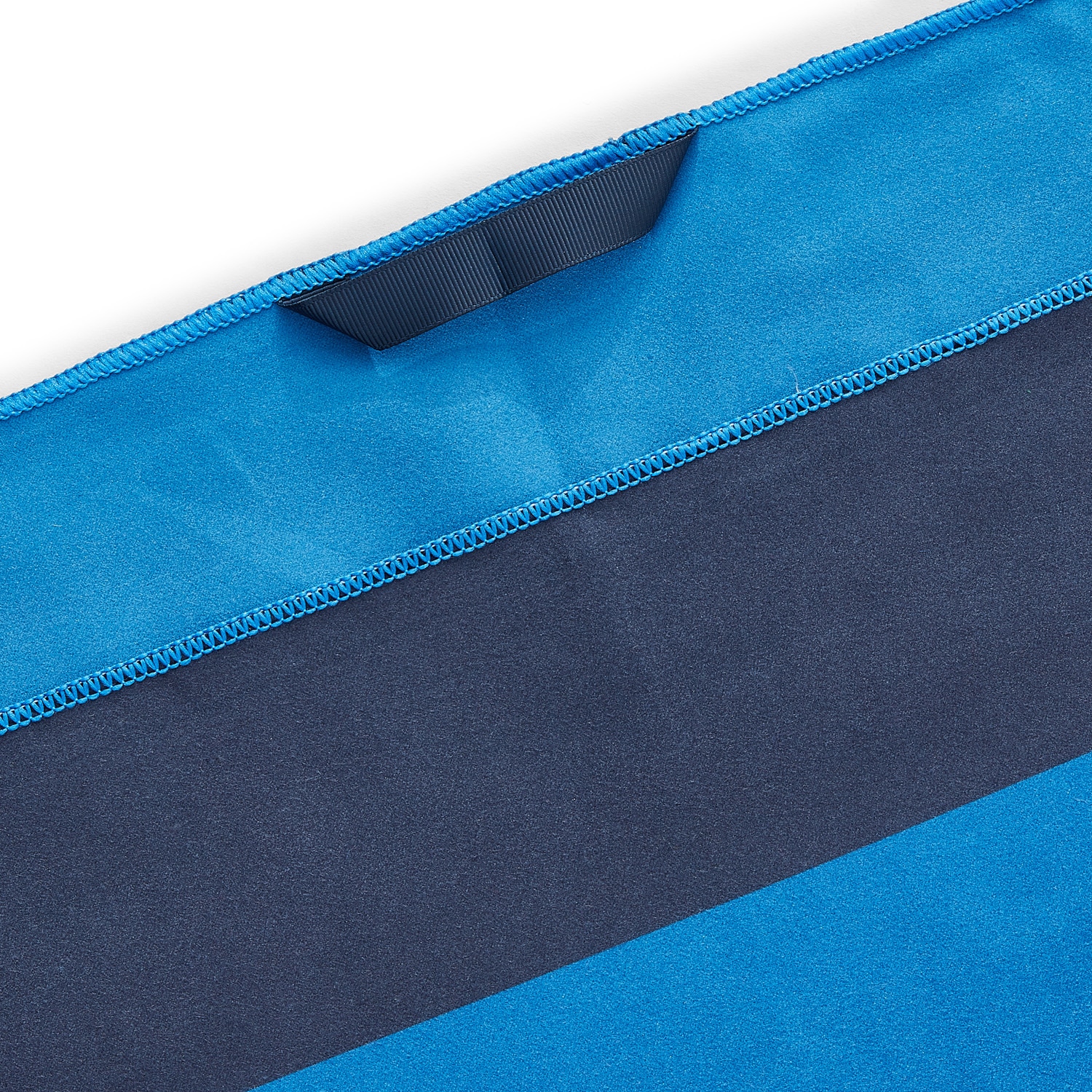 Reebok Sporthandtuch aus Frotteevelours
