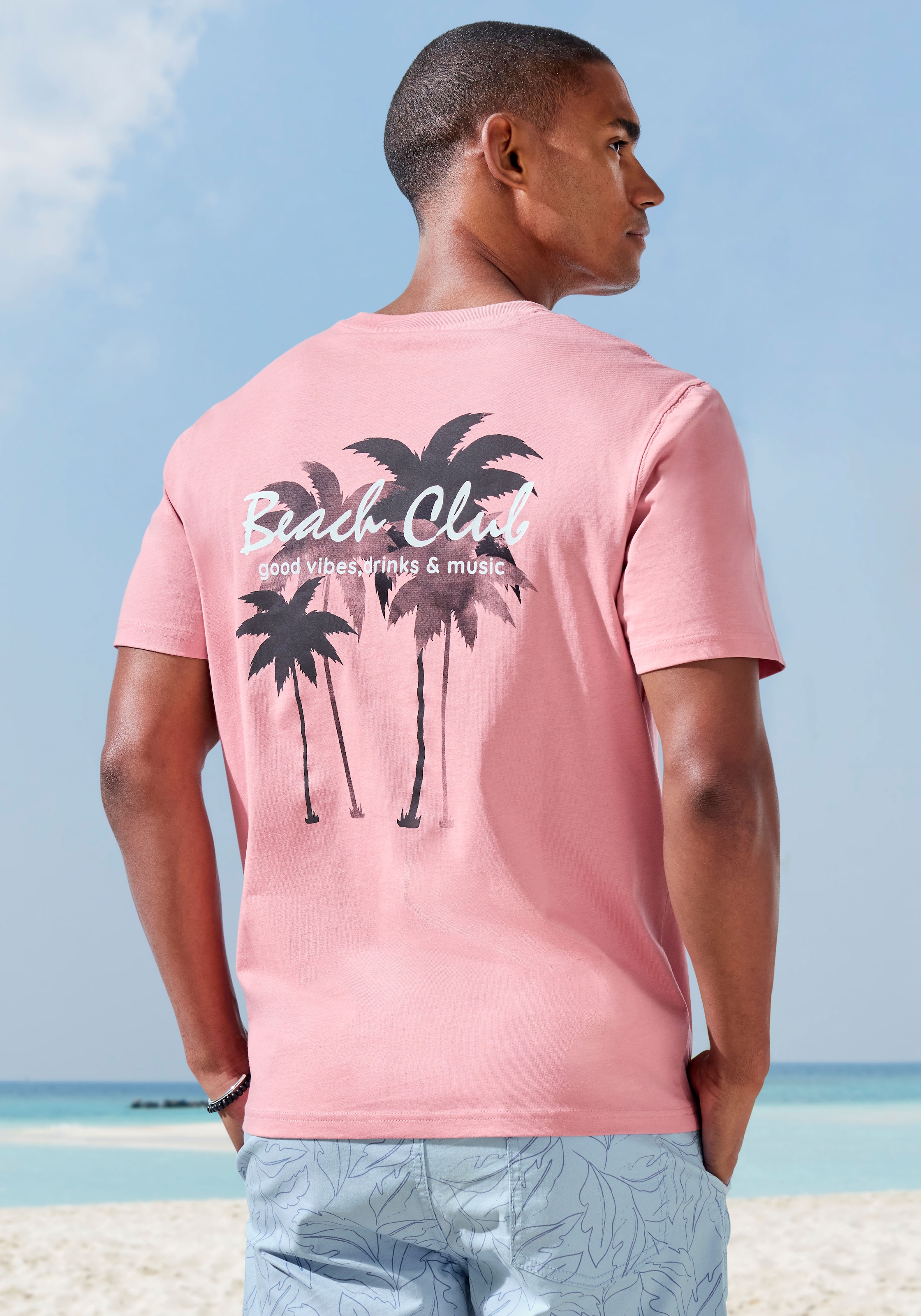 Beachtime T-Shirt »mit grossem Rückenprint«, Regular-Fit, mit Print vorn und hinten