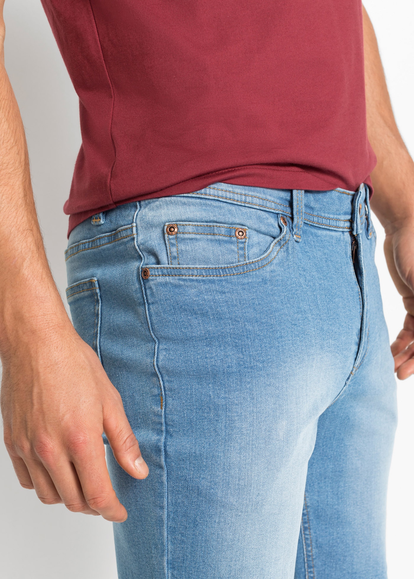 bonprix Bermudas  mit Elasthan-Anteil, im Straight Fit, mit Used-Effekten