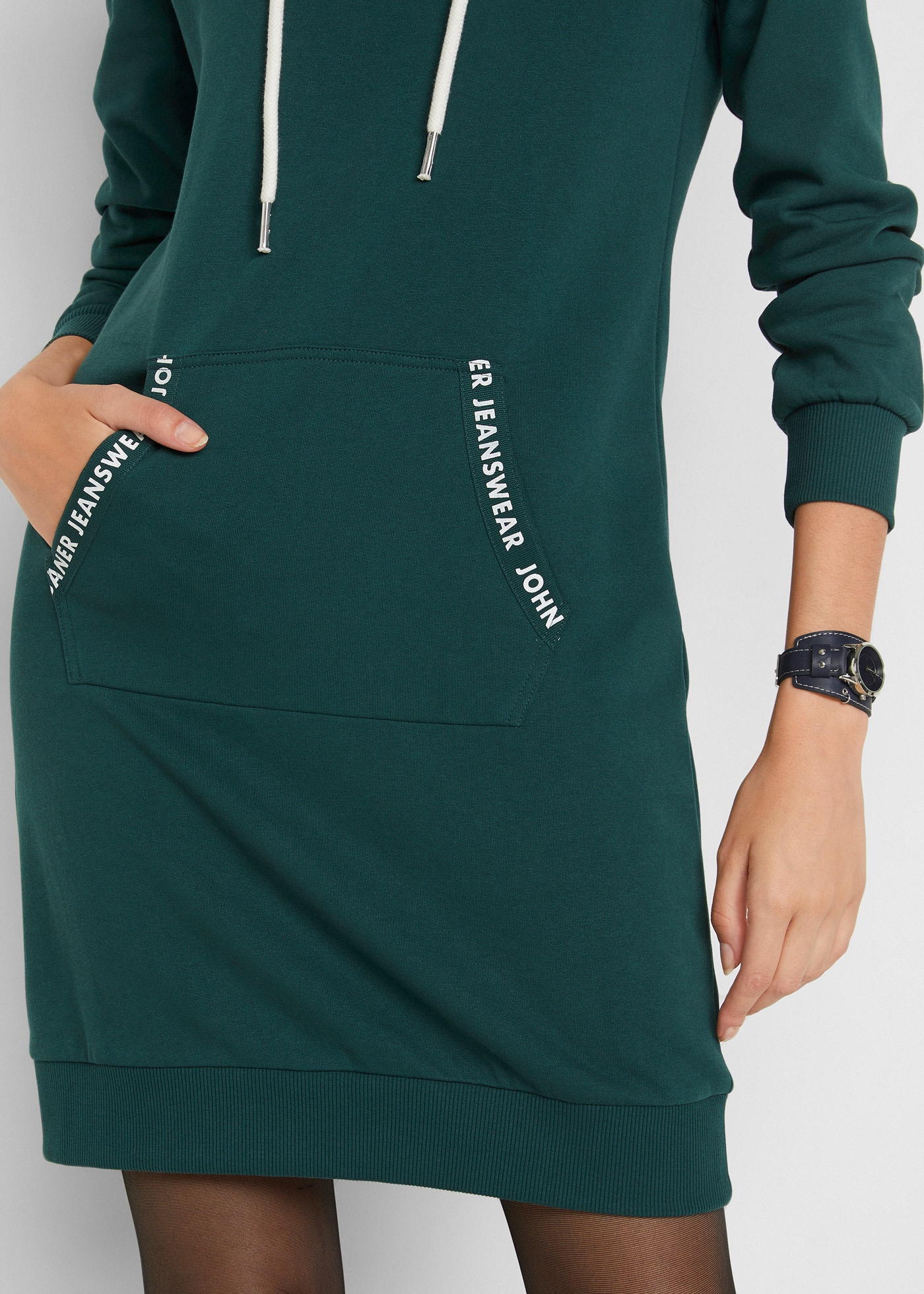 bonprix Robe en sweat für den Alltag, mit Stehkragen und Kapuze, lässig geschnitten