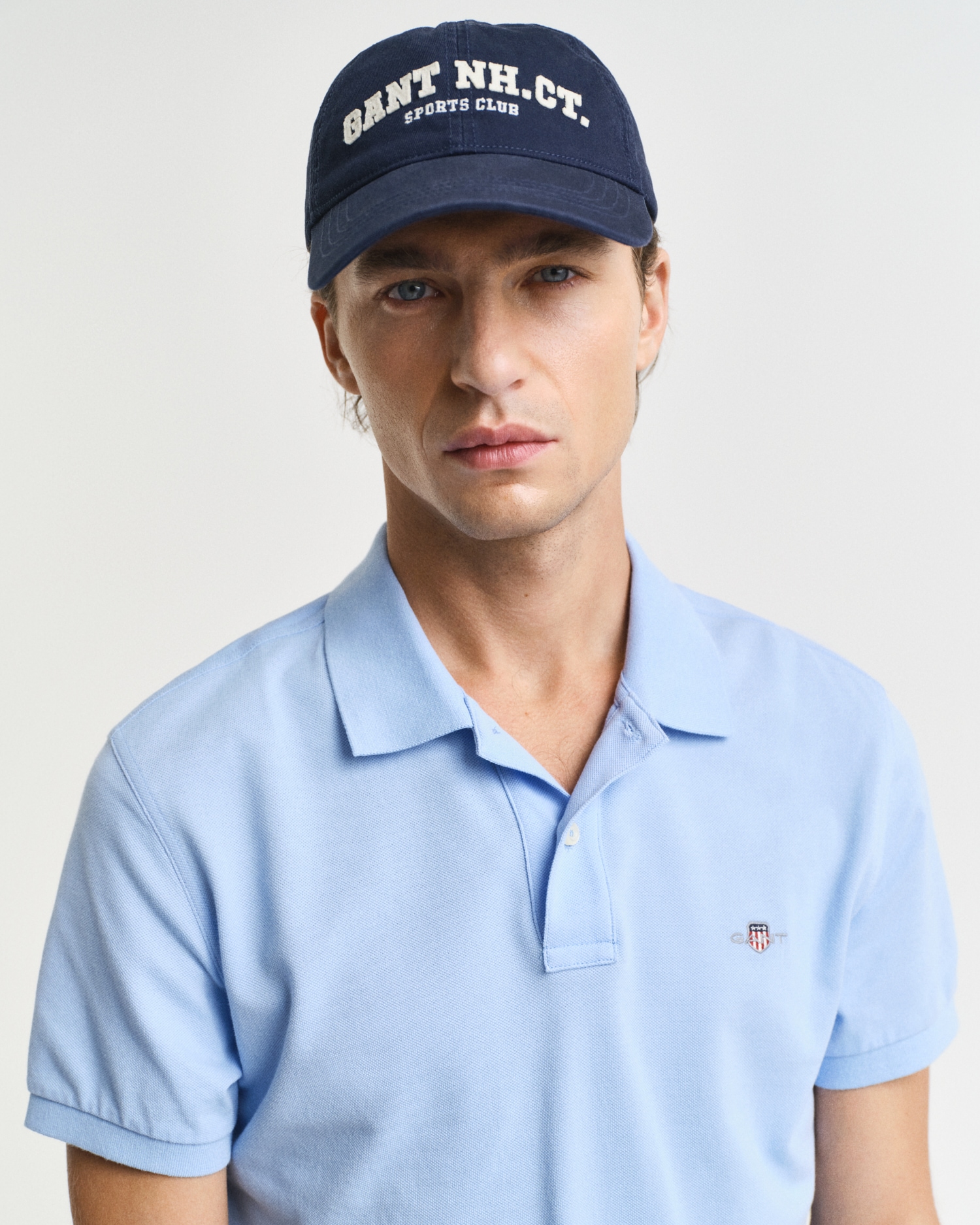 Gant Polo »SLIM SHIELD SS PIQUE POLO« mit Logostickerei auf der Brust