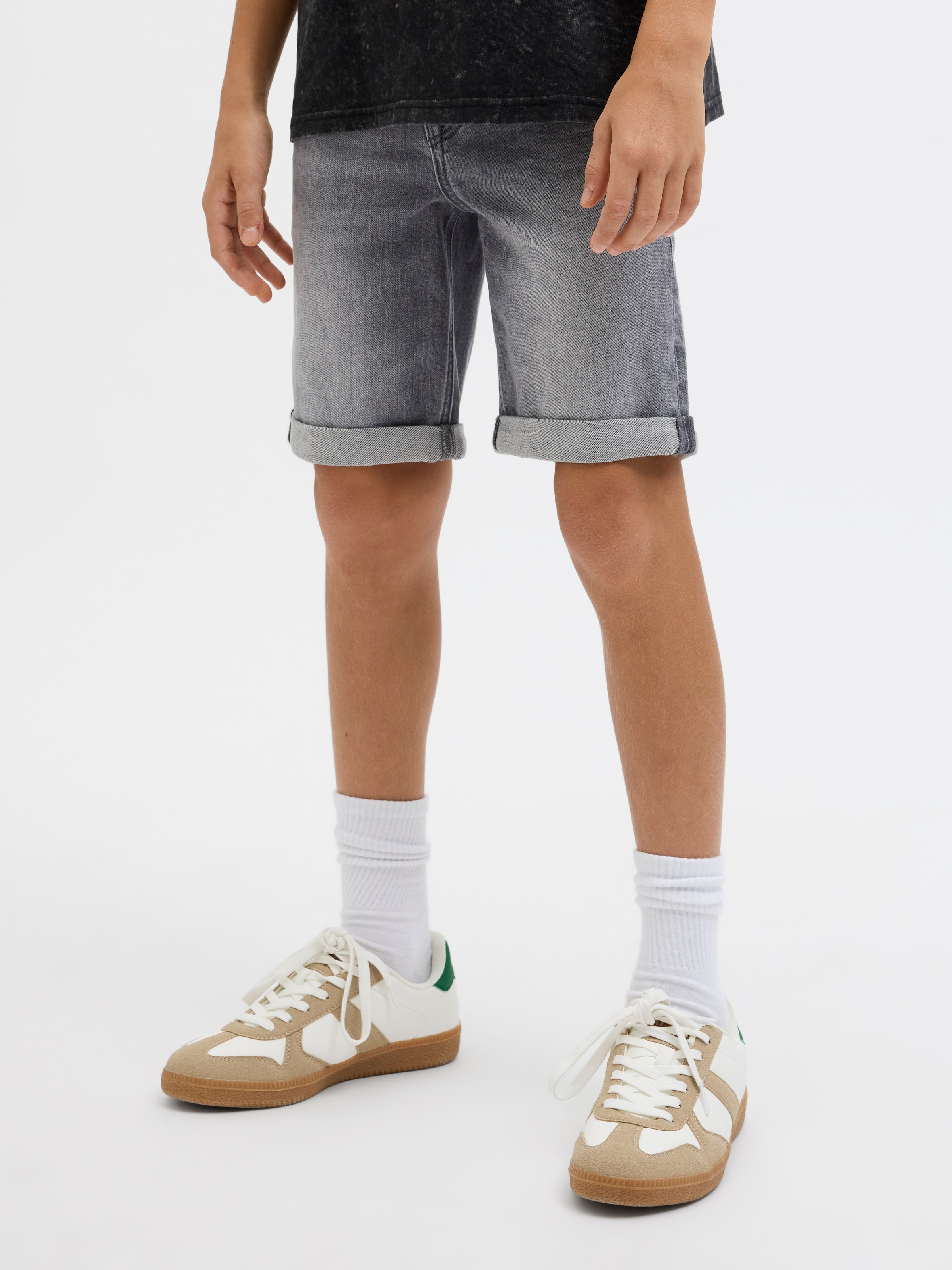 Image of Jack & Jones Junior Shorts "JJIRICK bequem mit mittlerer Taille für Jungen" unifarben, modisch, regular fit, Web