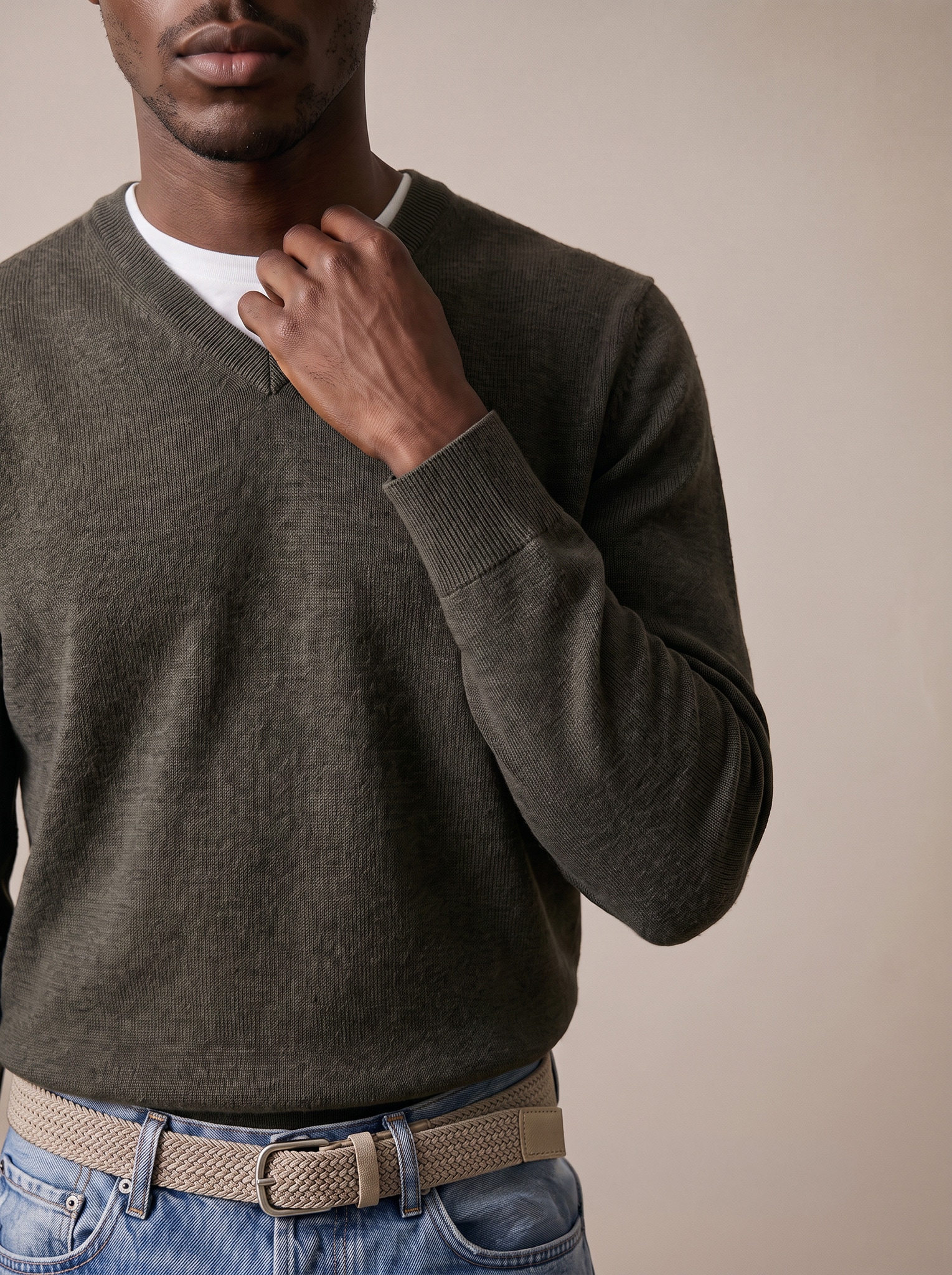 FYNCH-HATTON Pull en tricot avec encolure en V