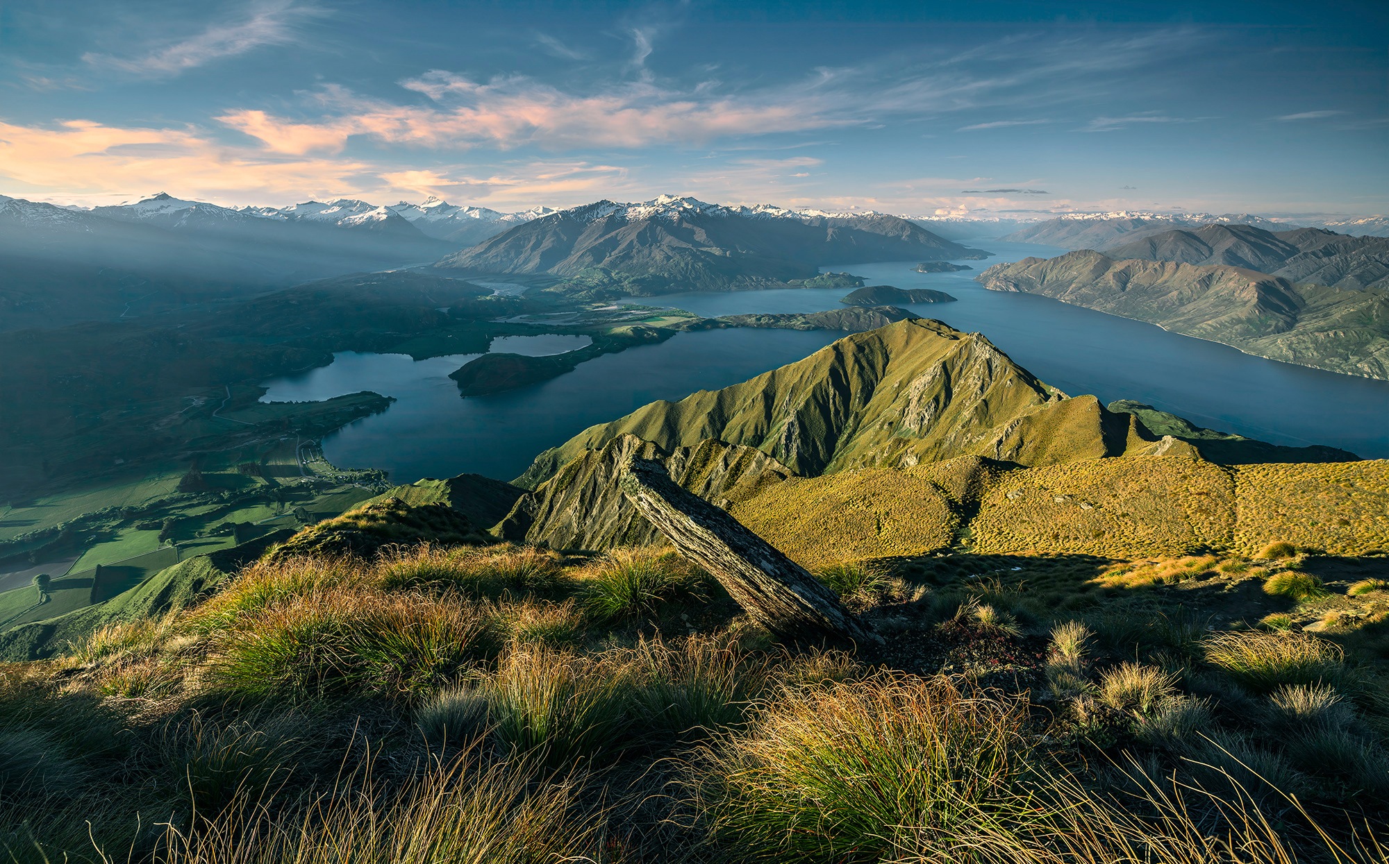 Image of Komar Fototapete »Green Ridges«, mehrfarbig-natürlich-bedruckt bei Ackermann Versand Schweiz