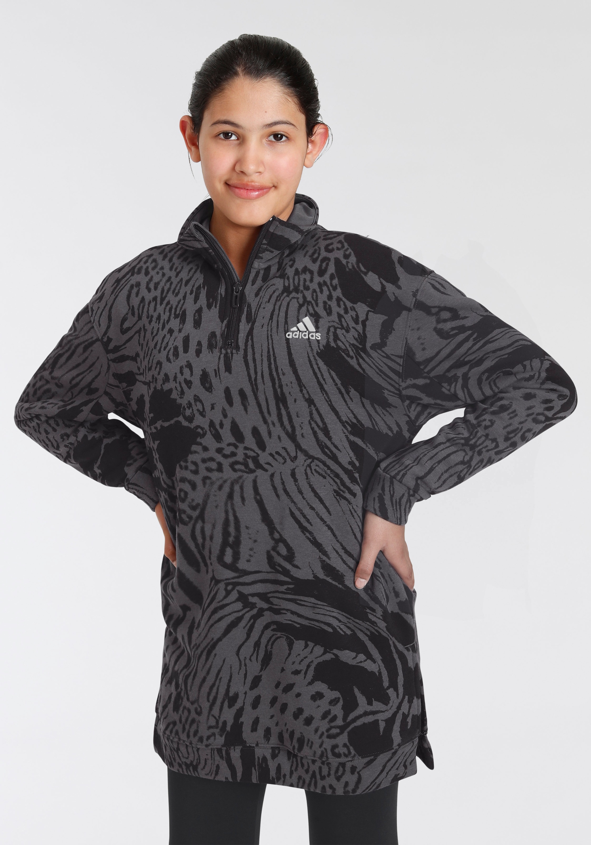 Image of adidas Performance Sweatkleid »FUTURE ICONS HYBRID ANIMAL PRINT COTTON LOOSE HALF-ZIP KLEID« bei Ackermann Versand Schweiz