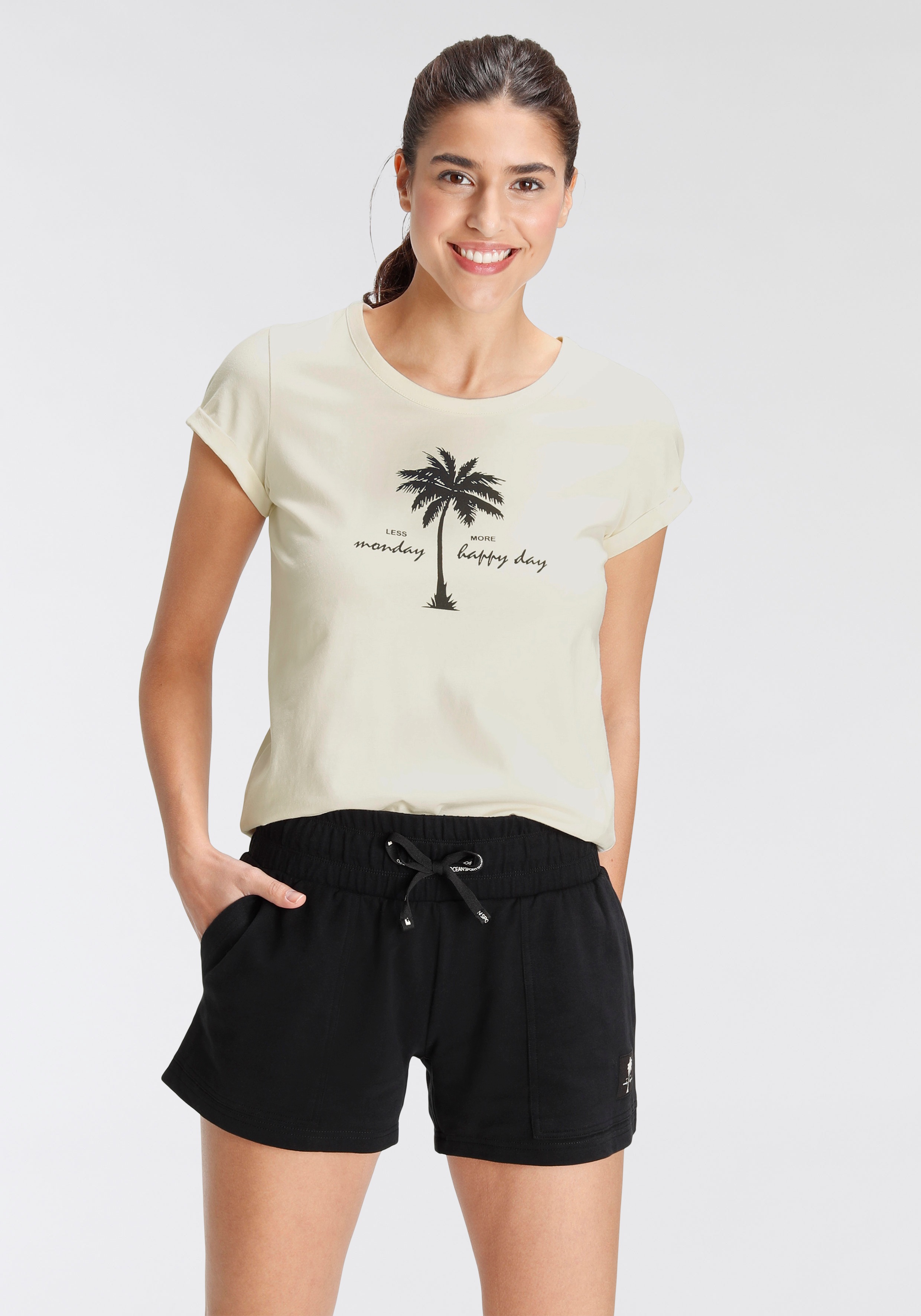 Image of Ocean Sportswear Freizeitanzug »T-Shirt + Shorts«, (Set, 2 tlg.), aus reiner Baumwolle bei Ackermann Versand Schweiz