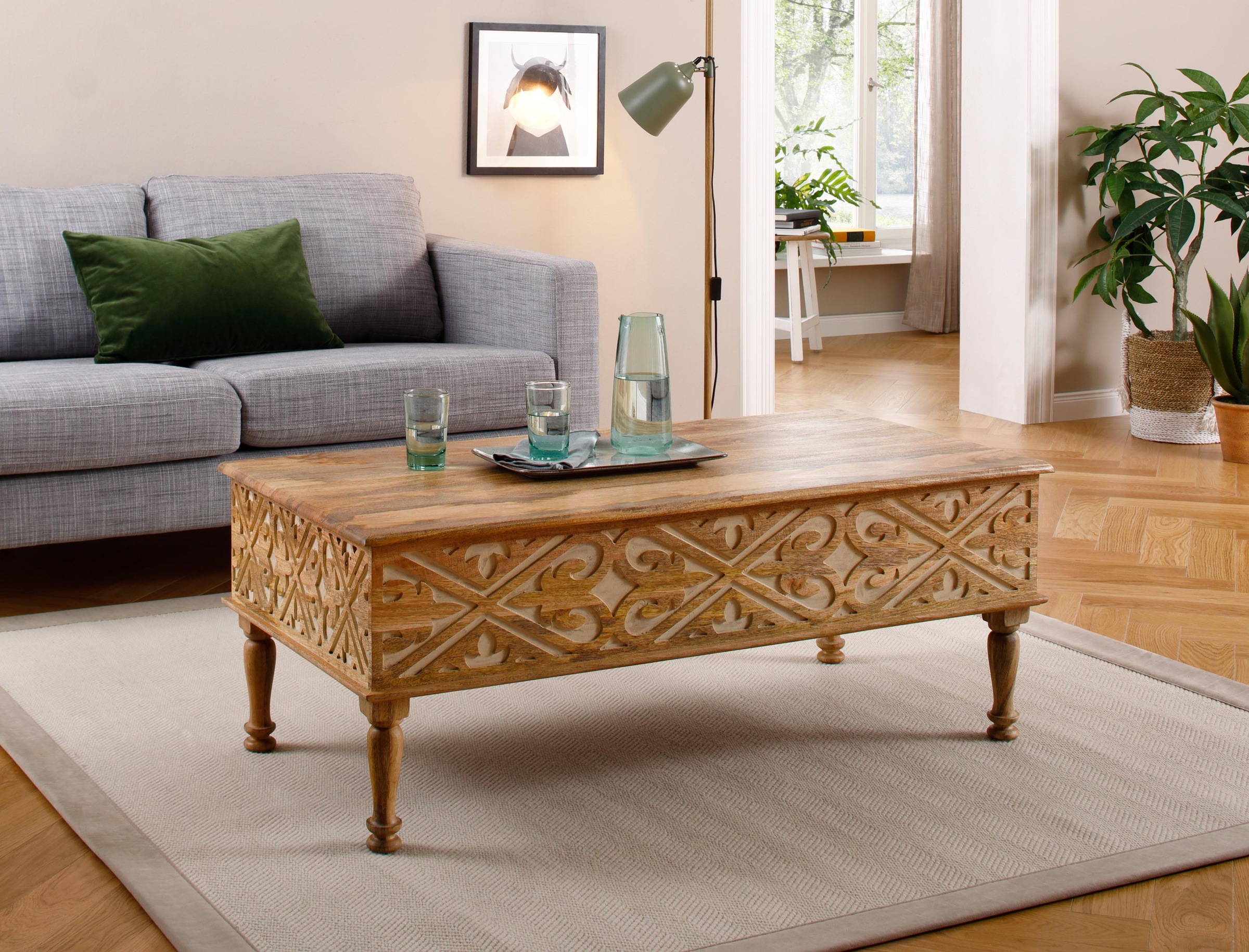 Image of GOODproduct Couchtisch "Spring" aus massivem Mangoholz mit detailreichen Schnitzereien, Breite 120 cm