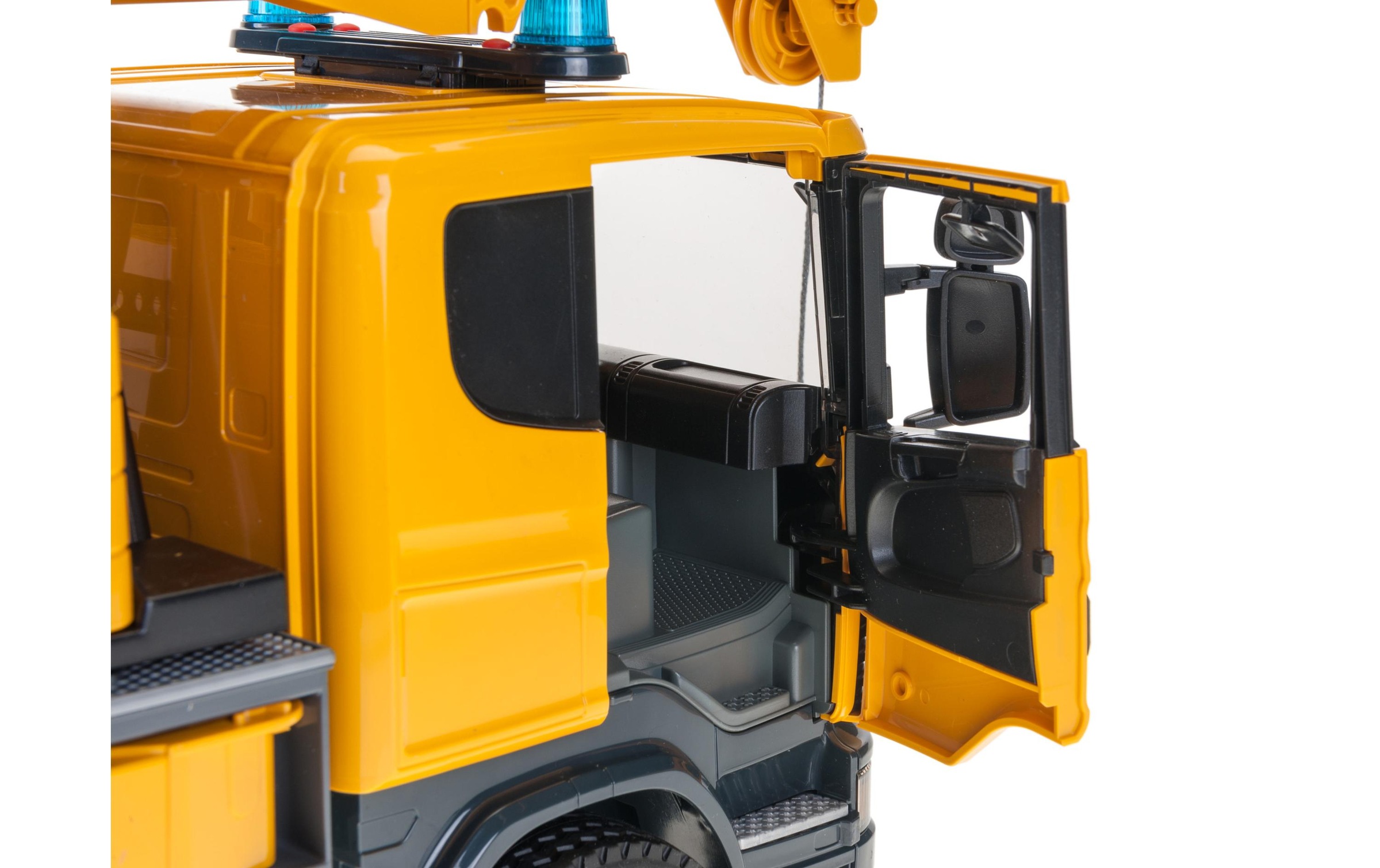 Bruder® Spielzeug-Krankenwagen »Scania R-Serie Kran-LKW«