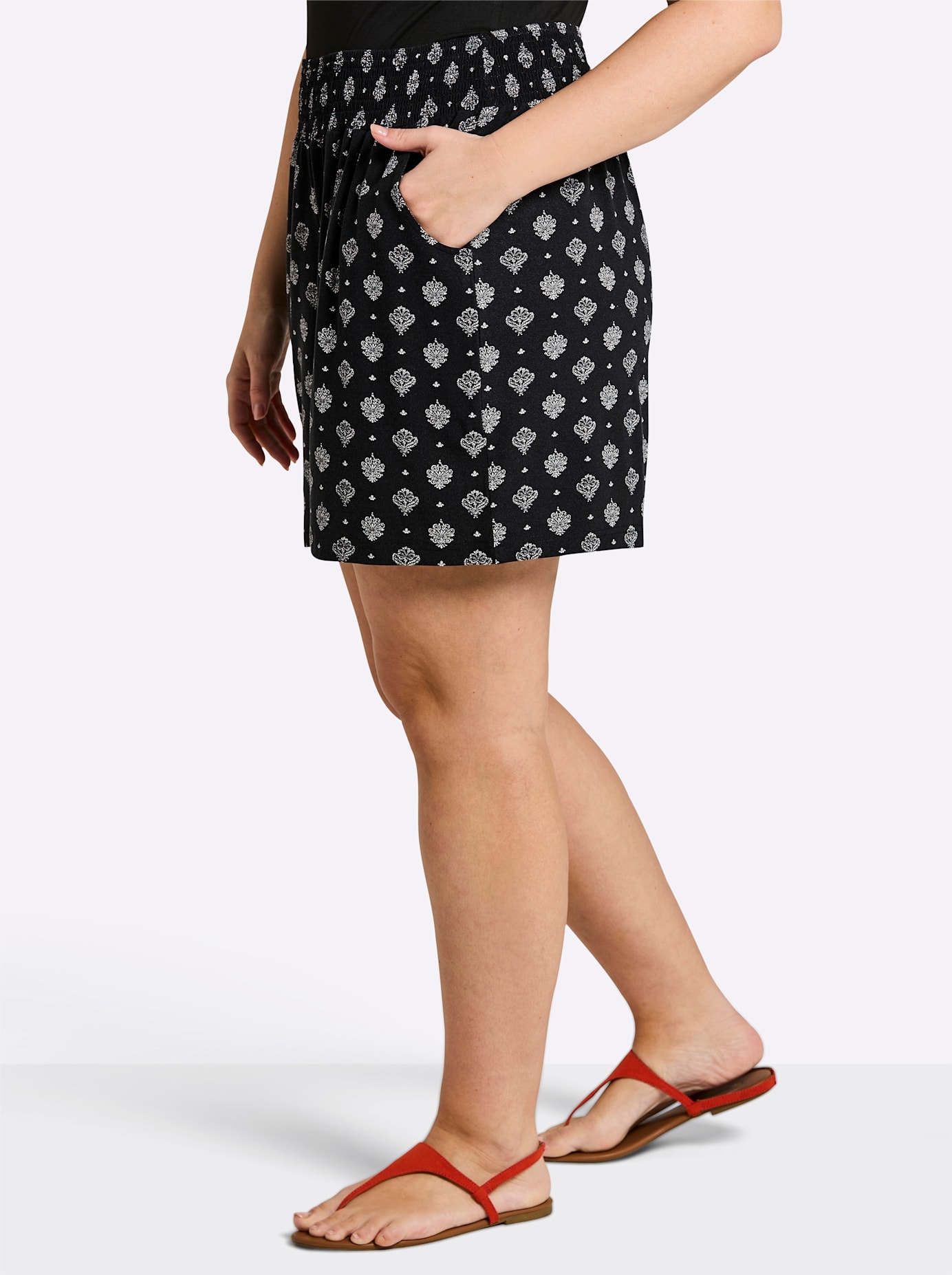 Sheego Shorts