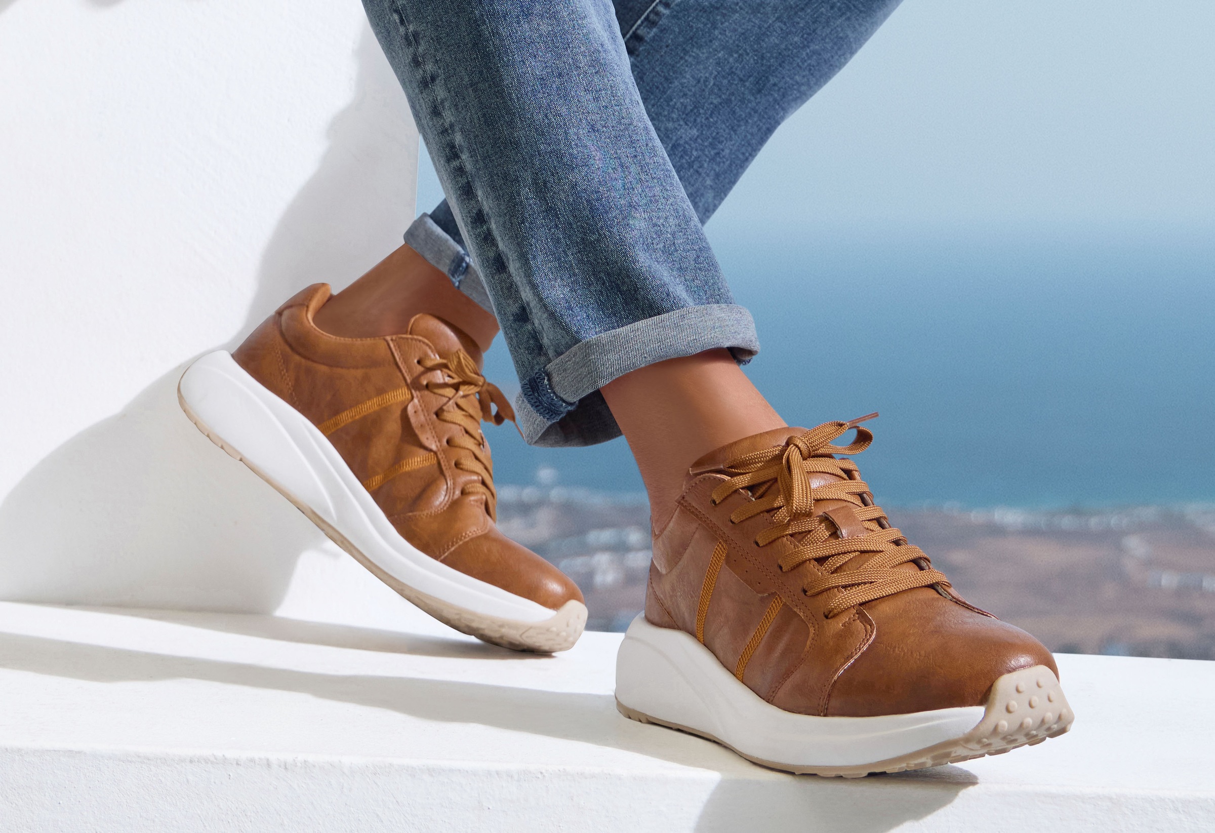 John Devin Sneakers »Schnürschuh, Freizeitschuh, Halbschuh, Turnschuh, Schnürhalbschuh«  mit modischer Sohle VEGAN