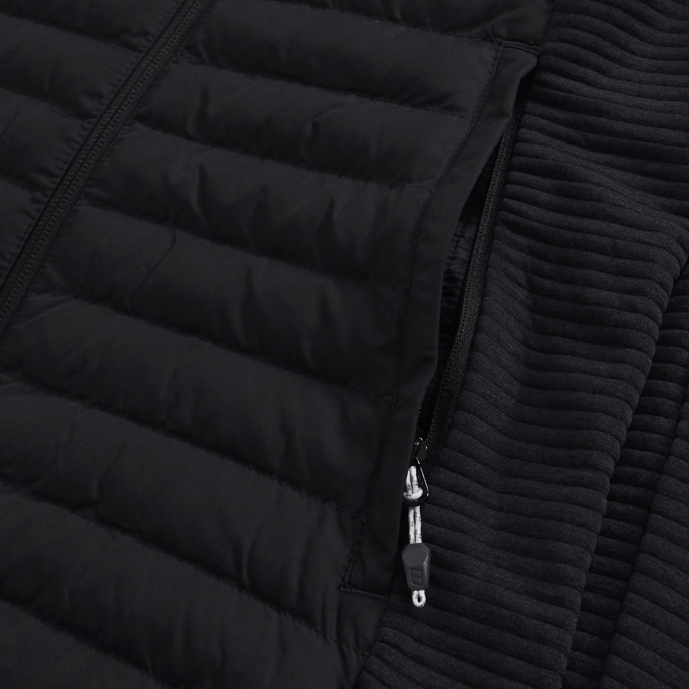 Berghaus Veste hybride »NULA HYBRID JACKET« avec capuche Hydroloft® Isolierung, Strickfleece-Einsätze, leicht verstaubar