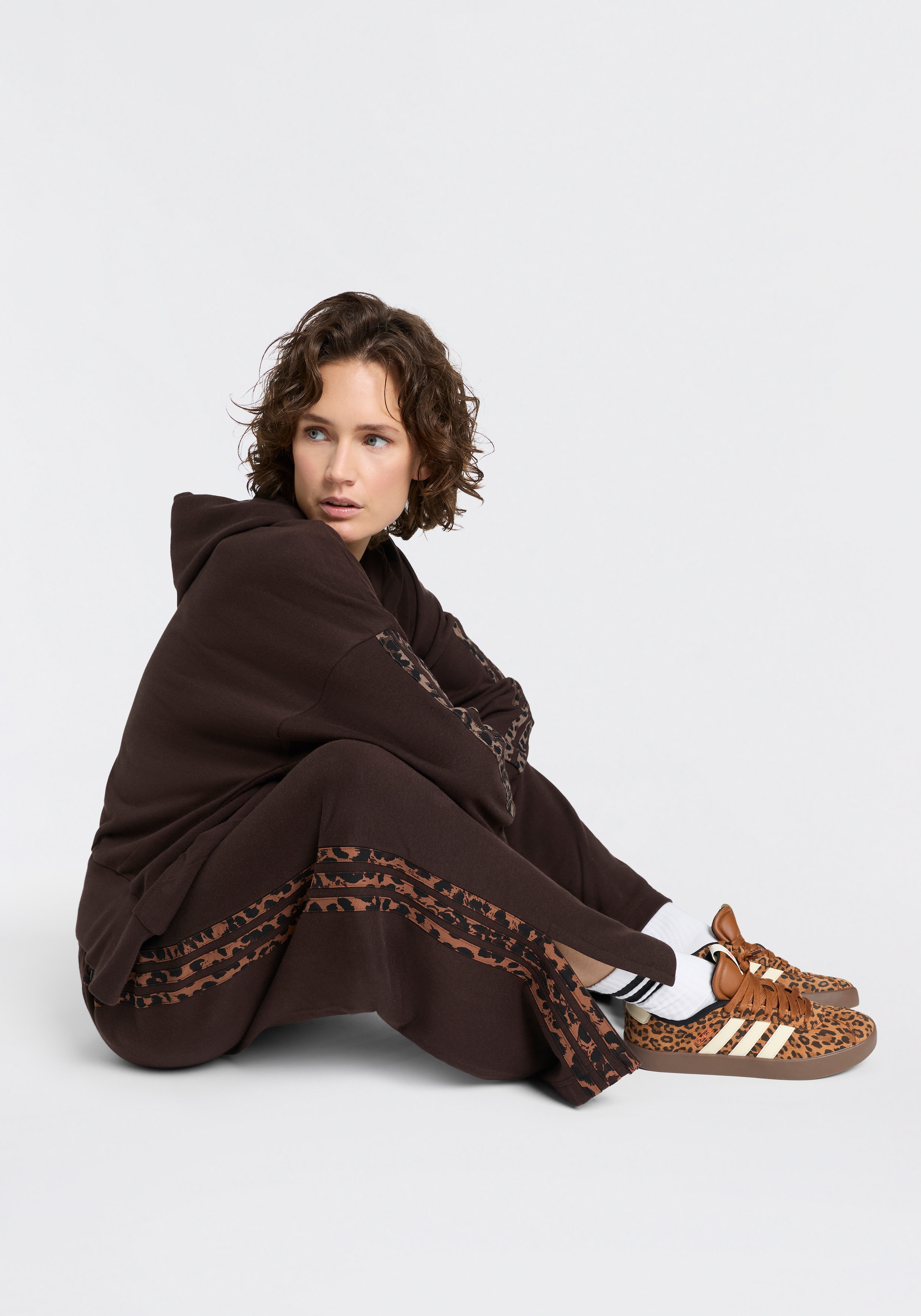 adidas Sportswear Sneakers »VL COURT 3.0«  avec imprimé animal, imprimé léopard