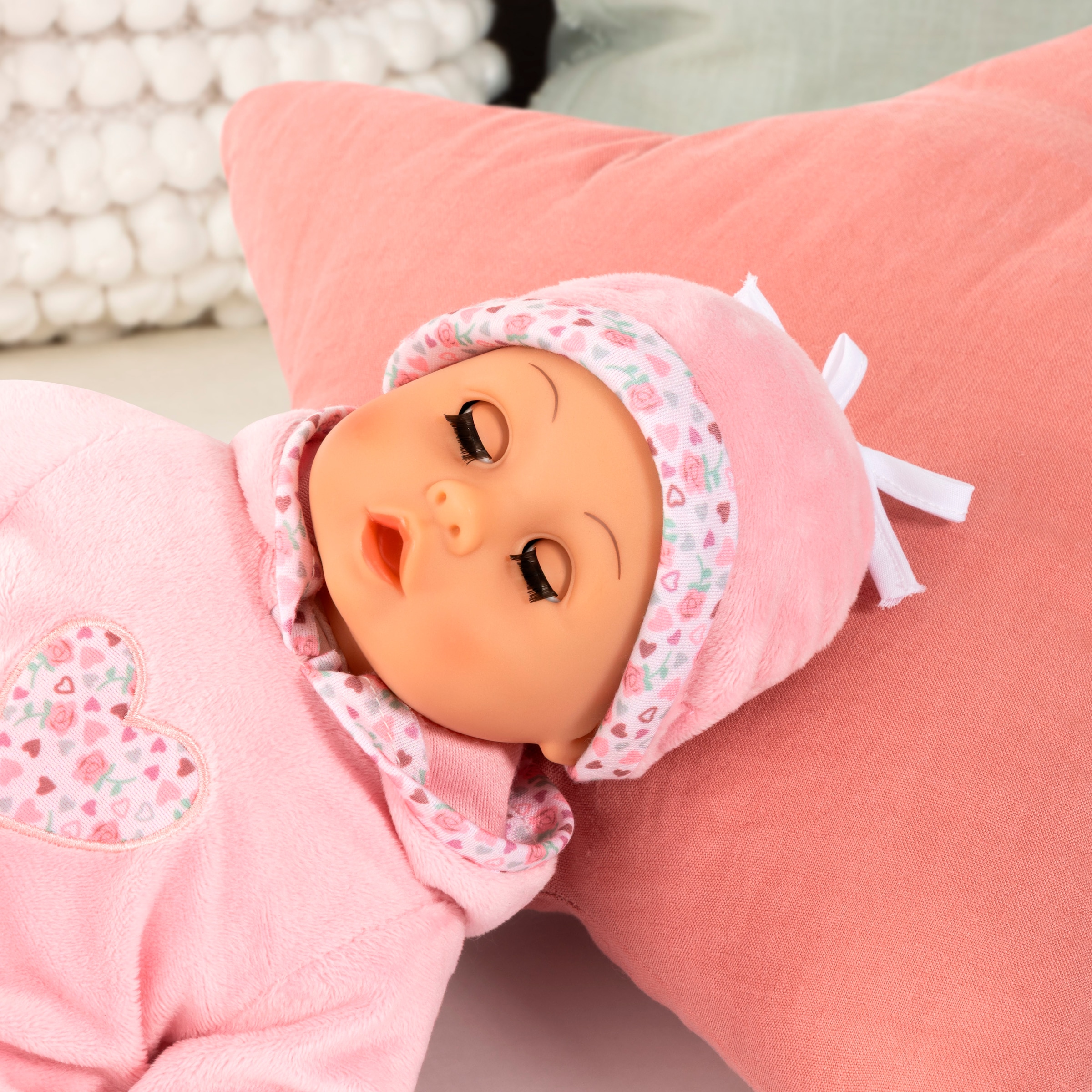 Bayer Babypuppe »First Words Baby, 38 cm, rosa« mit Schlafaugen und Babygeräuschen