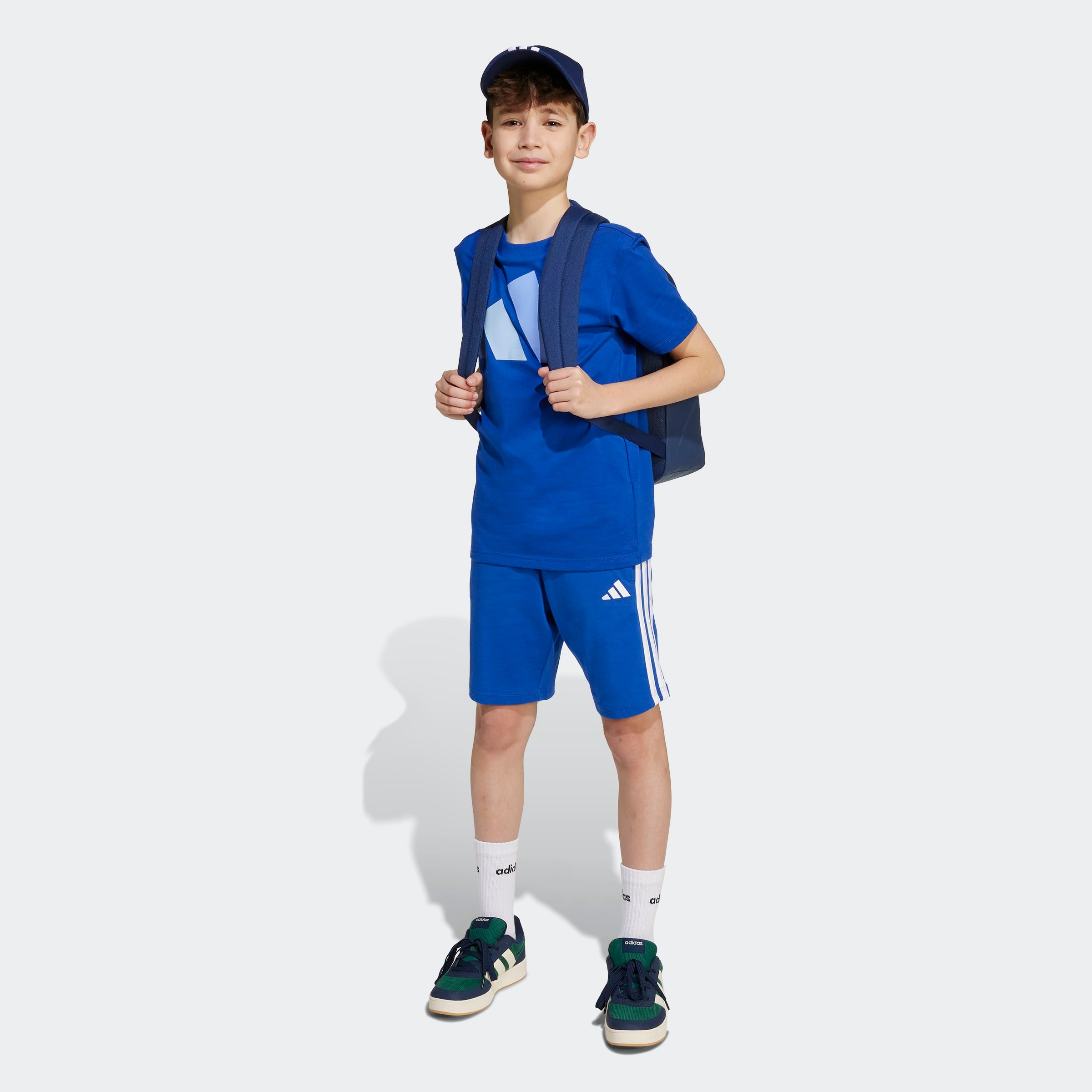 adidas Sportswear Short »ESSENTIALS KIDS«  sportlicher Stil, für Kinder, aus Baumwolle, atmungsaktiv