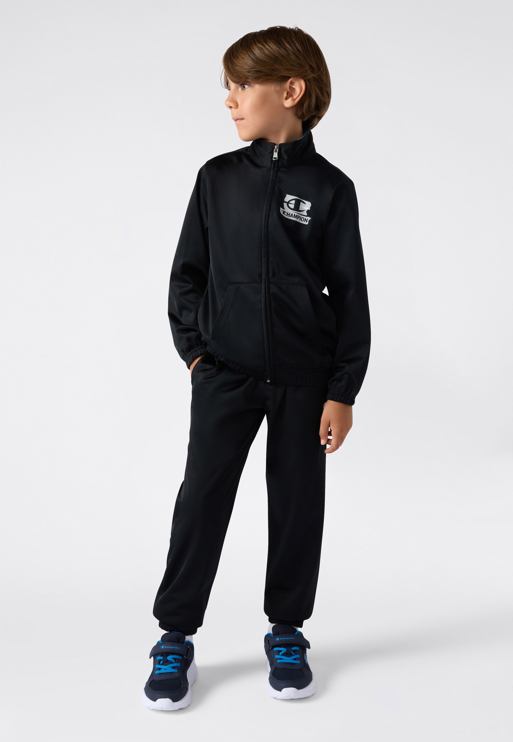 Image of Champion Trainingsanzug "SPORTWEAR TRACKSUIT Standard Fit" 2 Stk. für Kinder und Jugendliche, mit durchgehendem Frontreissverschluss