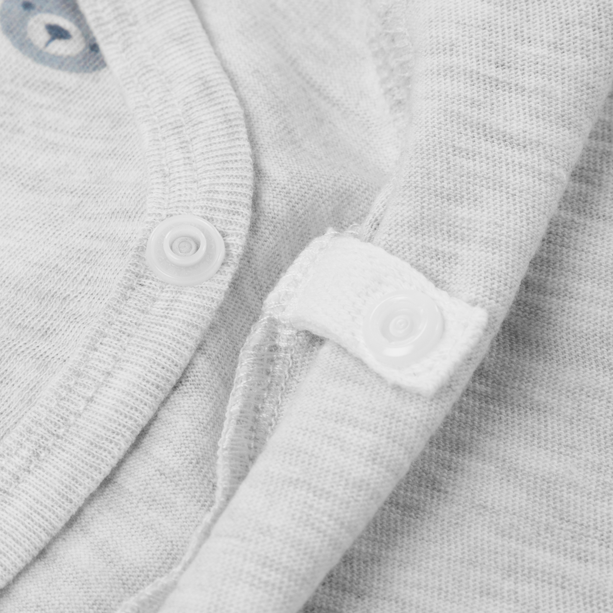 HUGGIES babywear T-shirt à manches longues & pantalon »HUGG FOOTED PANT SET+ATTACHMEN« Ensemble,  avec imprimé intégral