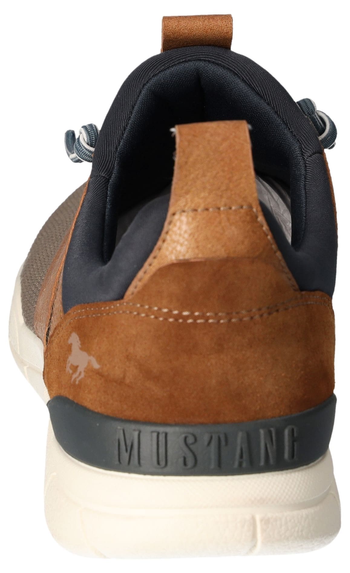 Mustang Shoes Slip-On Sneaker, mit Mustang Markenlabel, Freizeitschuh, Halbschuh, Schlupfschuh