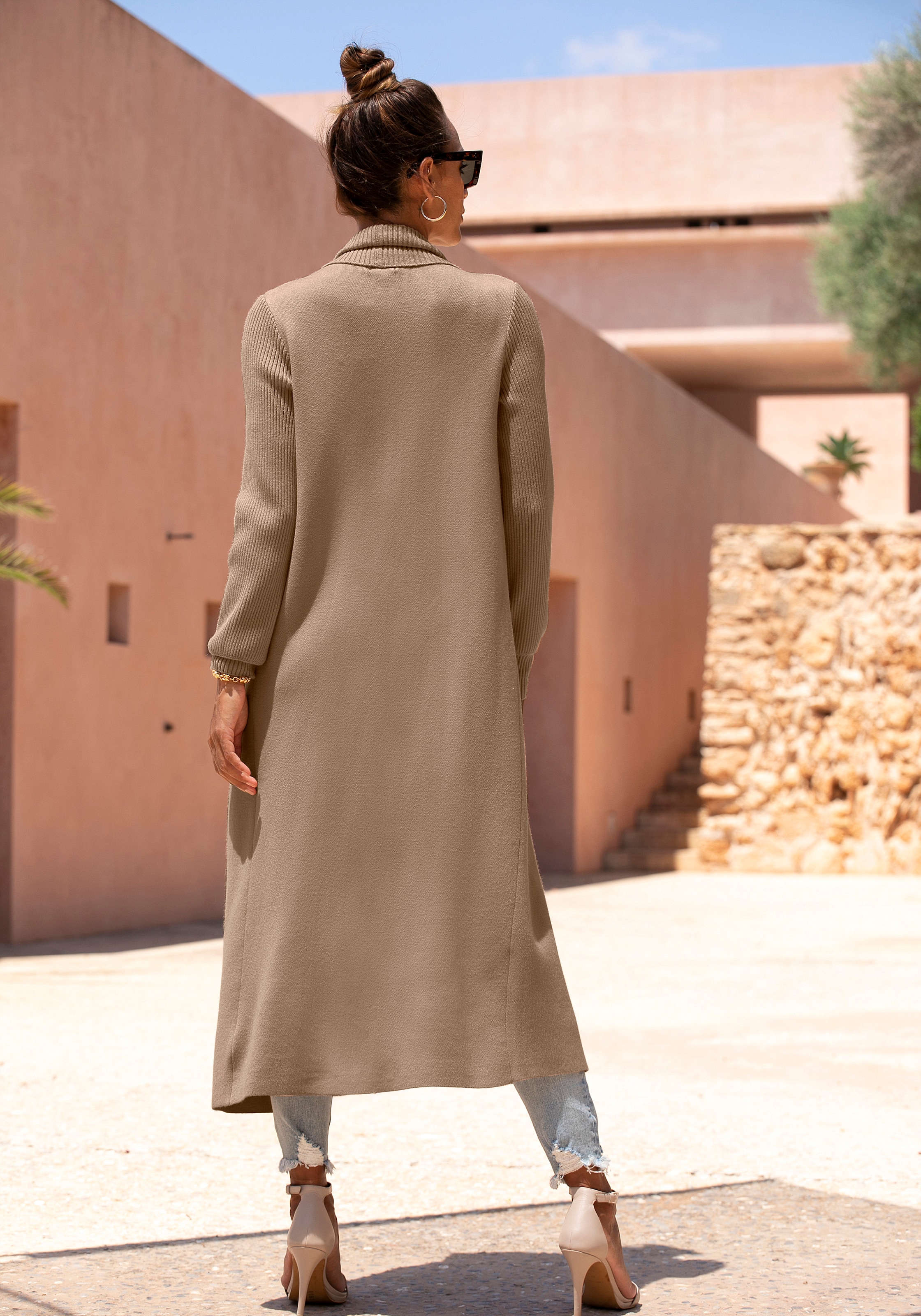 LASCANA Longstrickjacke mit Rippstrickdetails und Taschen, lässiger Strickmantel