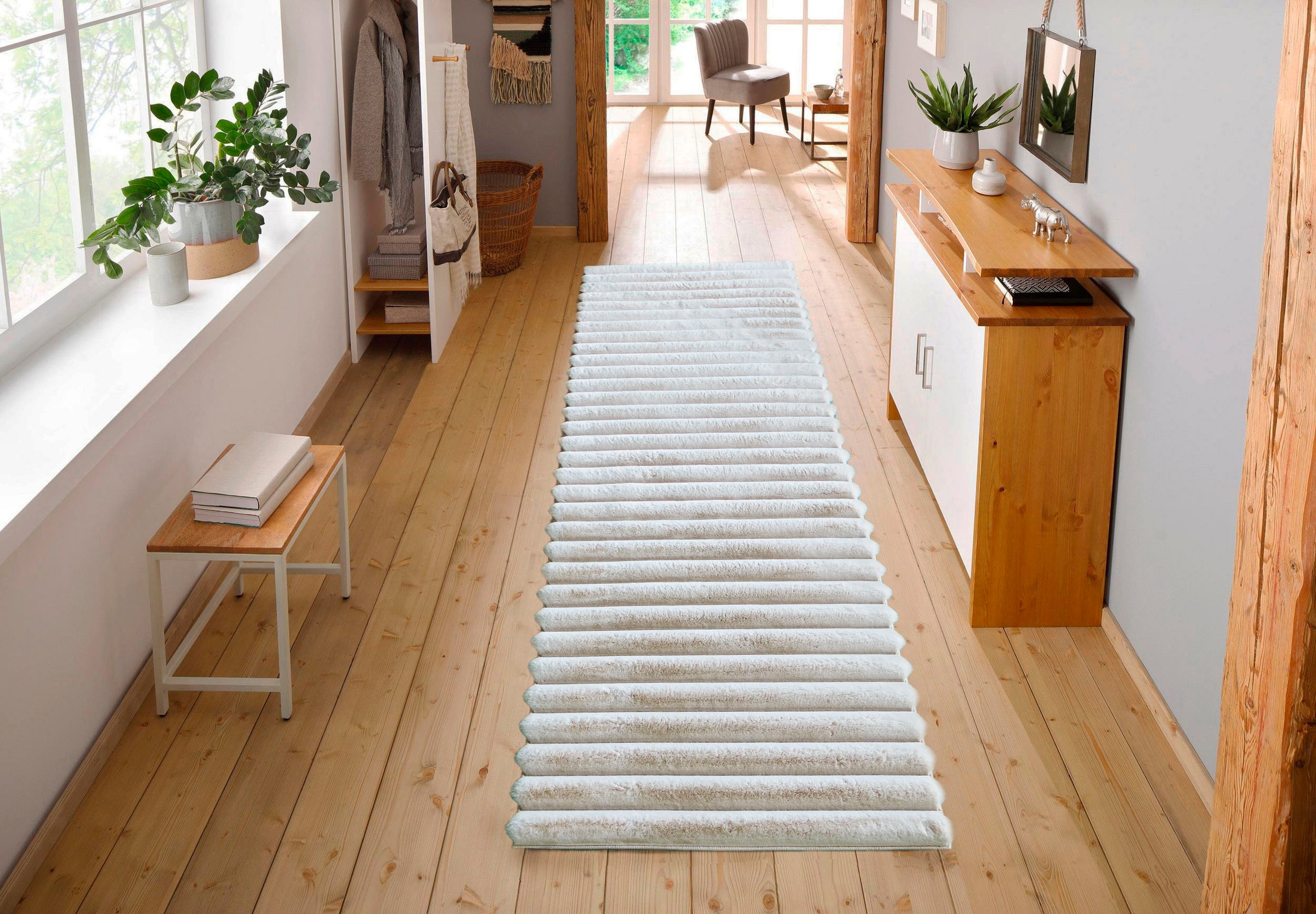 Image of GOODproduct Läufer "Melanie 67x230cm, Kunstfellteppich, besonders weich, Hoch-Tief-Effekt" rechteckig 28 mm Höhe Kaninchenfell Optik, Wohnzimmer, Schlafzimmer, Flur, auch rechteckig