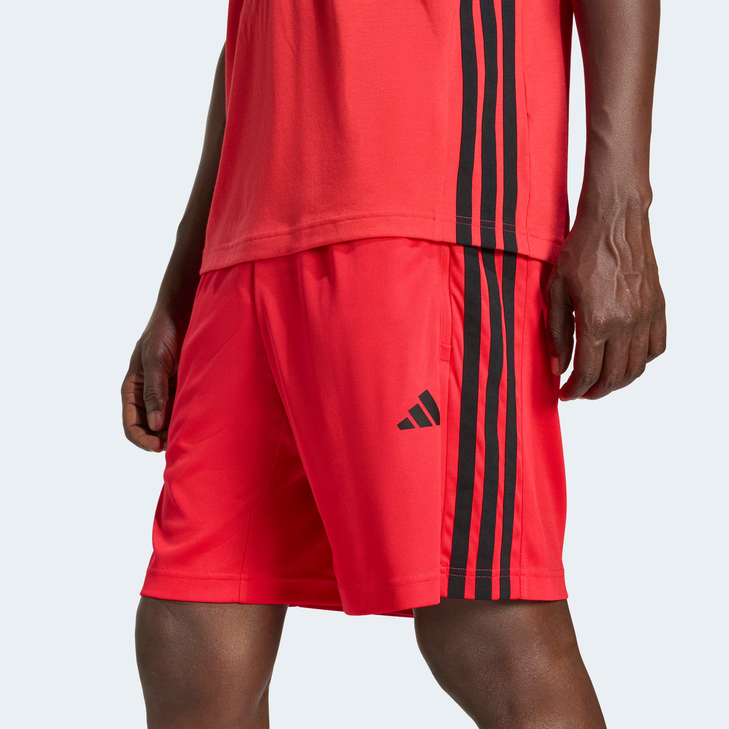 adidas Performance Shorts »WE BAS 3SPQ S9i«  sportlicher Stil, für sportliche Aktivitäten, aus Polyester