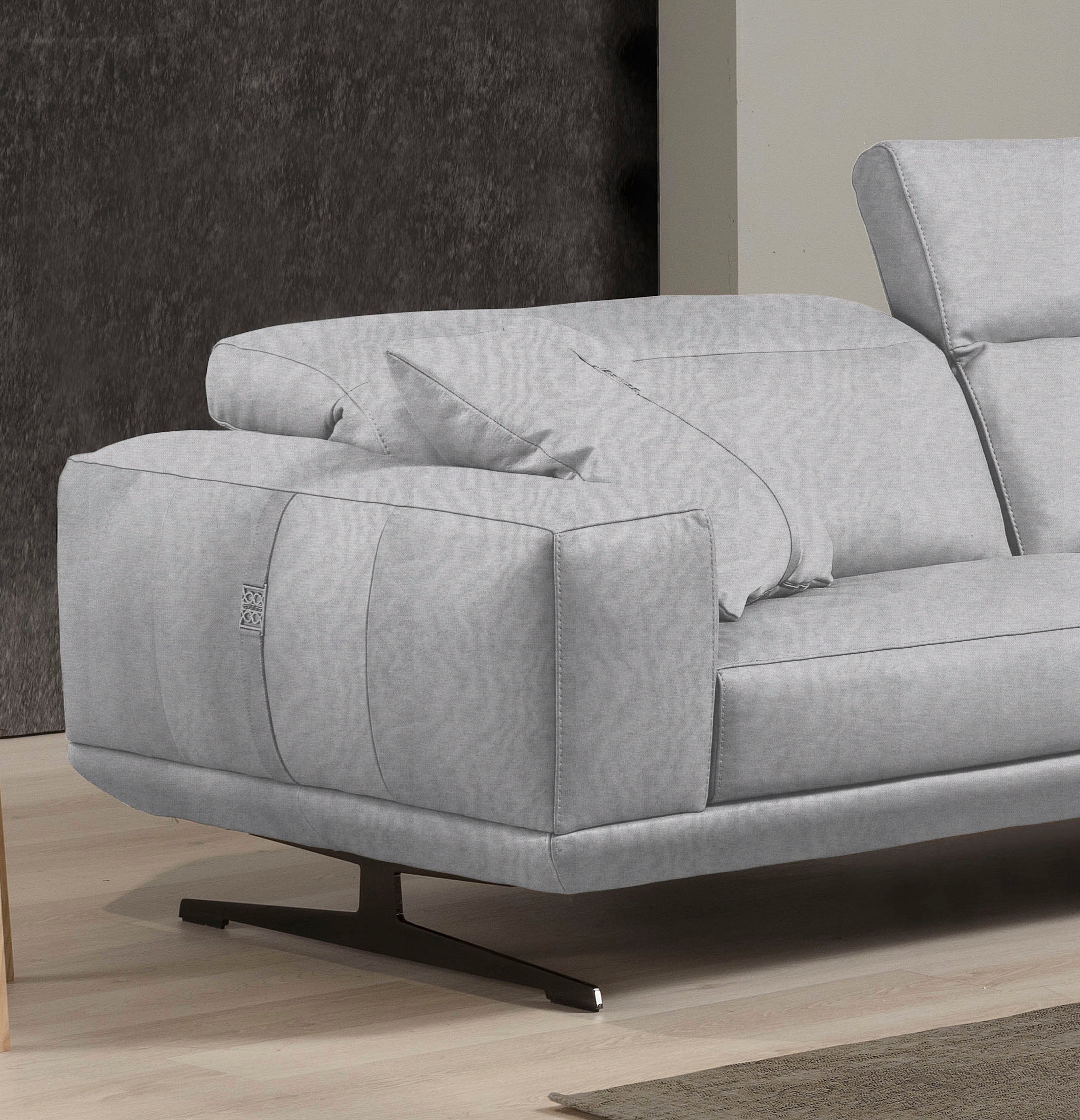Egoitaliano 2,5-Sitzer »Gloria, super bequem und hochwertige Verarbeitung, edles Design«, beidseitig verstellbare Rückenelemente, mit Metallfüssen