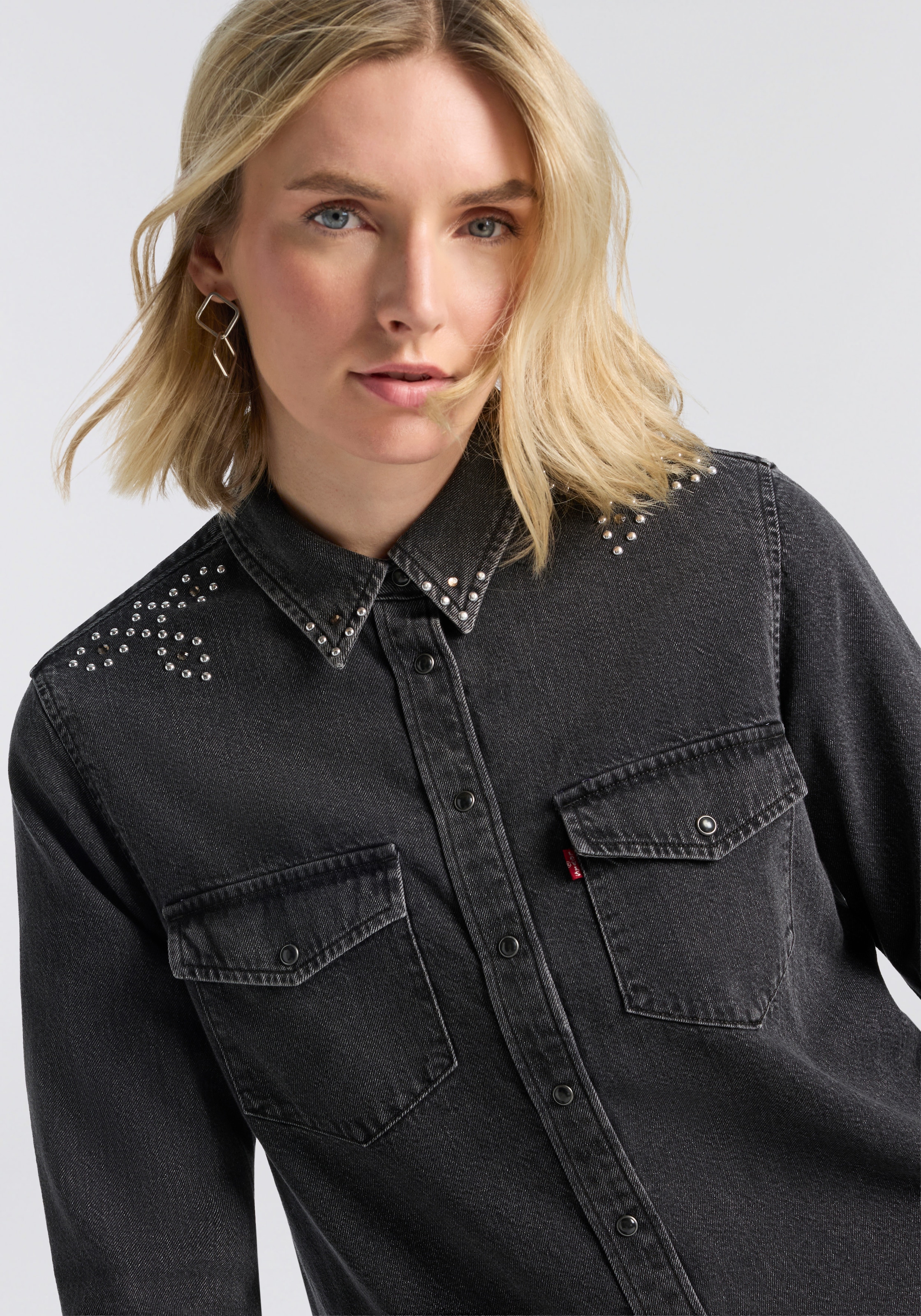 Levi's® Jeansbluse »ESSENTIAL WESTERN« mit Brusttaschen mit Druckknöpfen