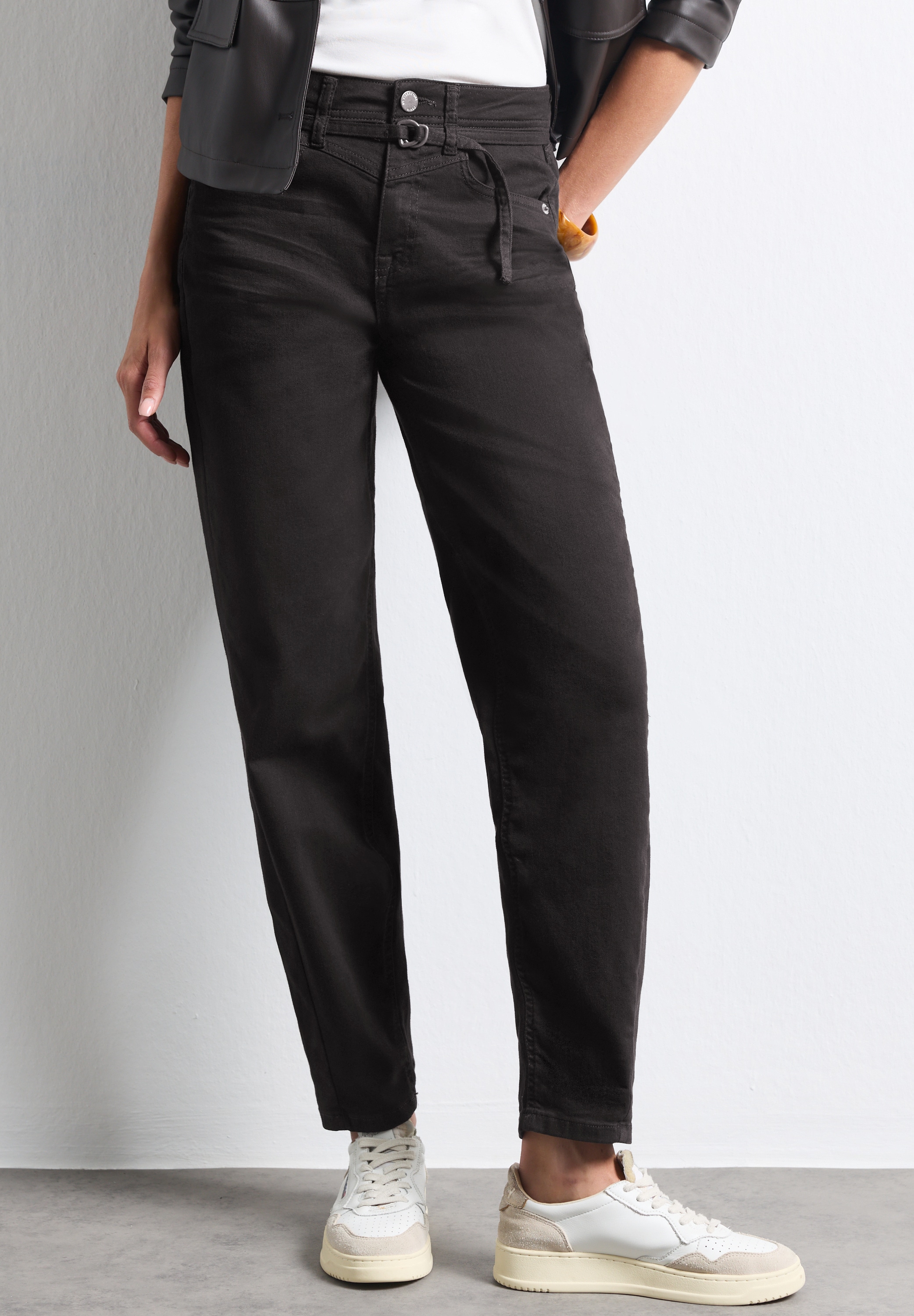 Image of STREET ONE Loose-fit-Jeans "Style Karlie" mit Barrel Legs / Stretch / Bindegürtel