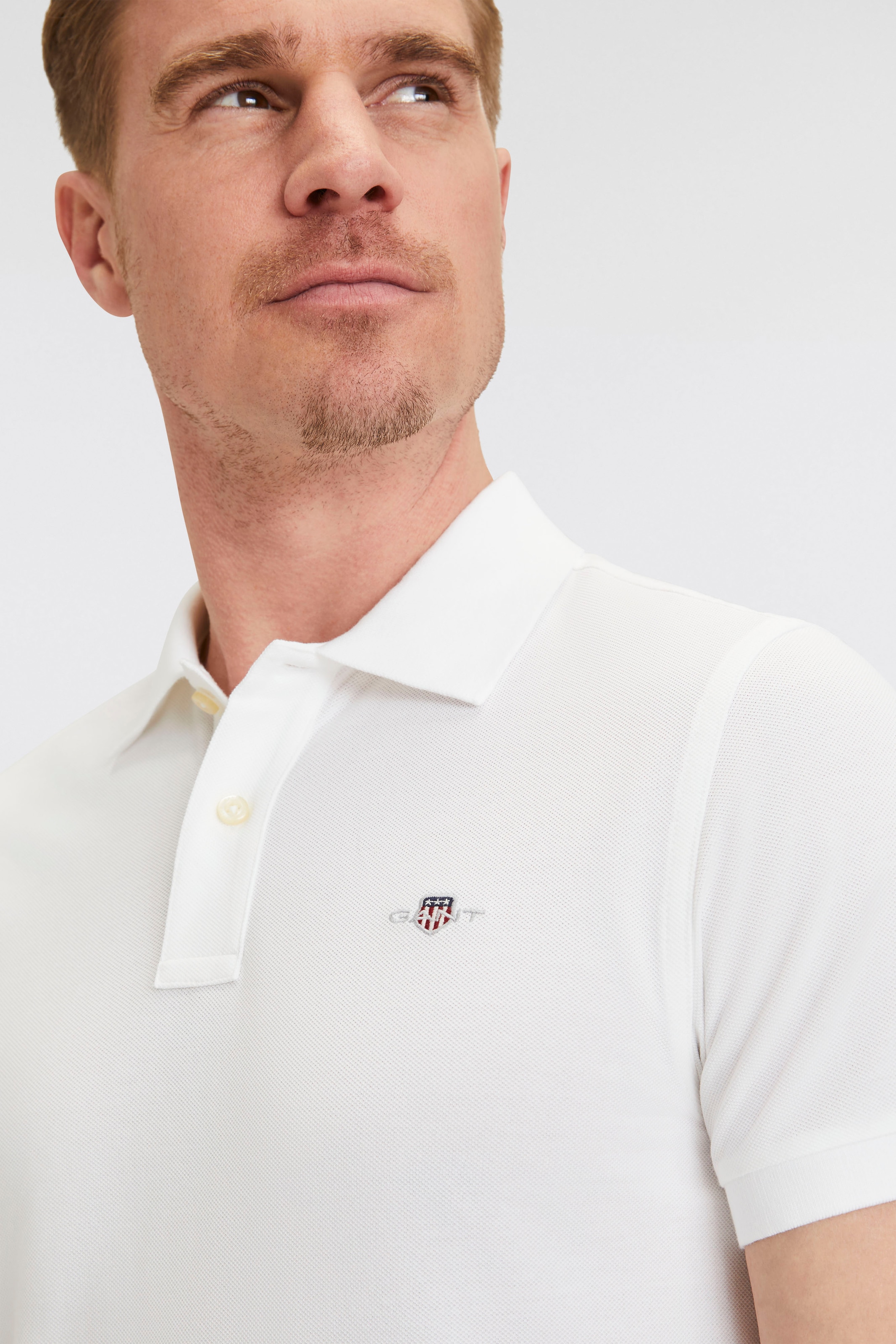 Gant Poloshirt »REG SHIELD SS PIQUE POLO«, mit Logo und Flachstrickkragen 100% Baumwolle Pique
