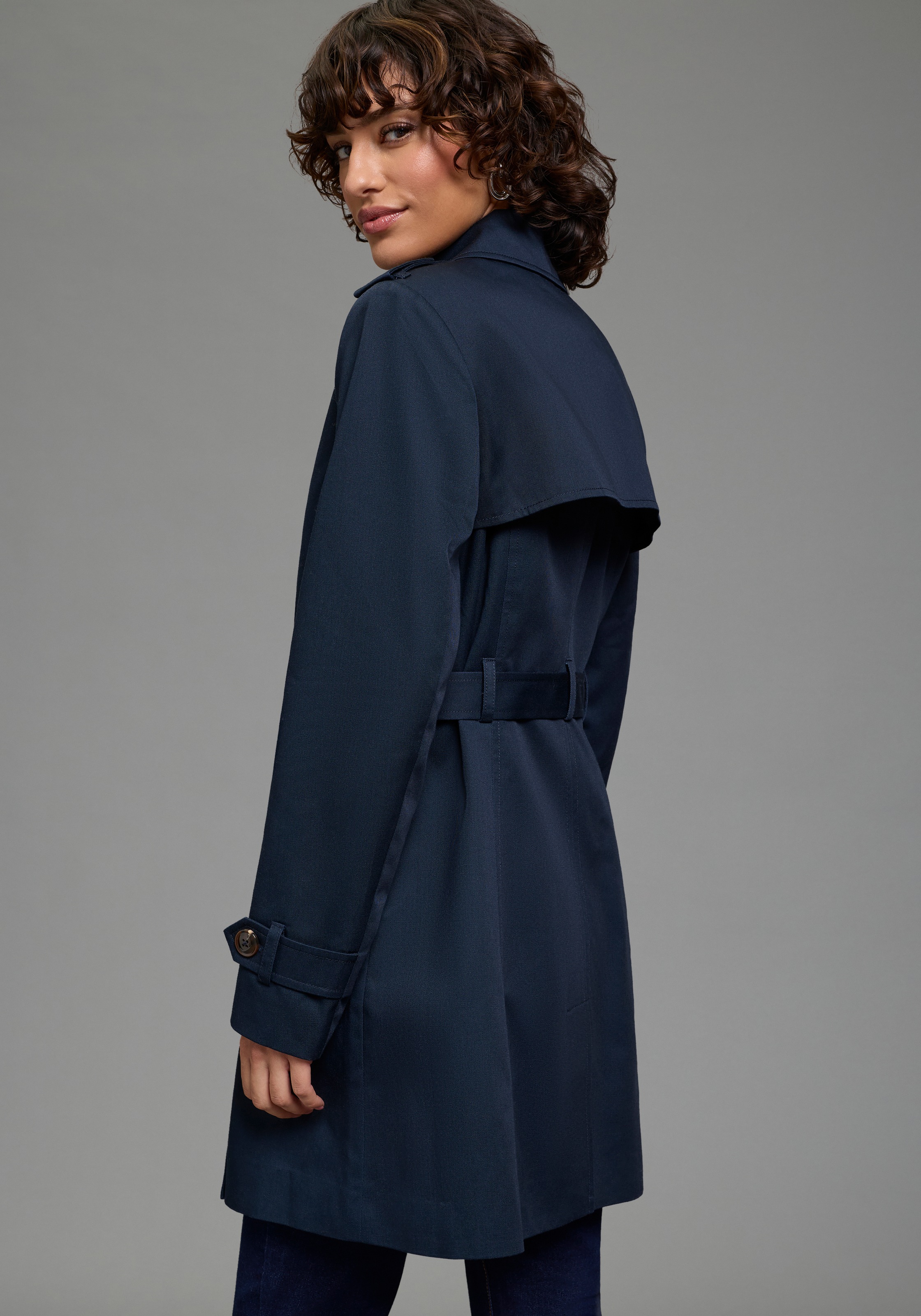 Laura Scott Trench-coat aus Baumwolle und Polyester, unifarben mit Piping-Applikationen