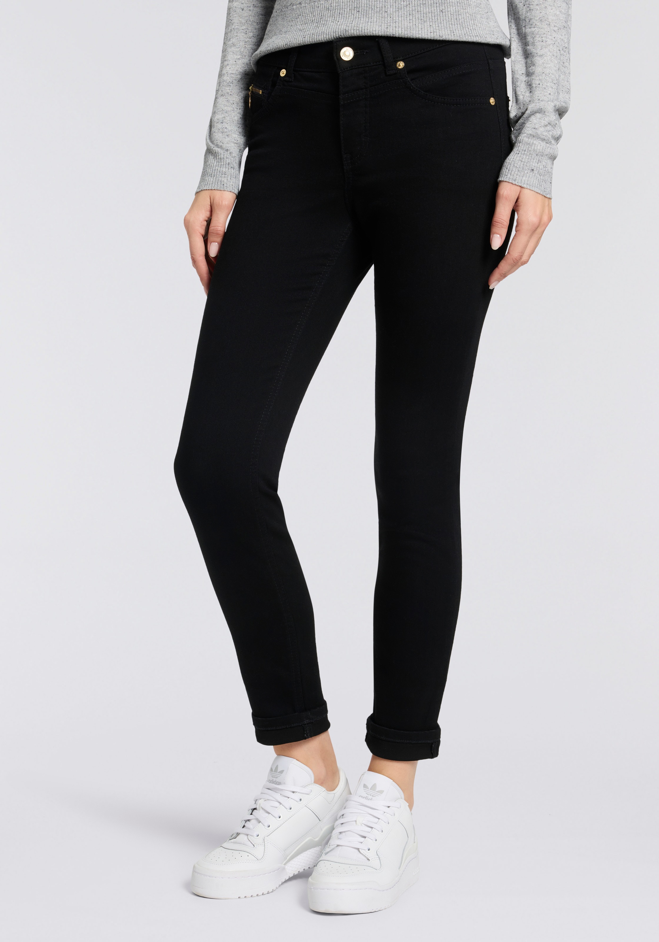 Image of MAC Straight-Jeans "MACMELANIE" Sportives Naht-Detail am Tascheneingriff