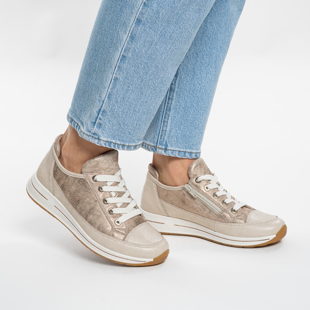 Ara Baskets compensées »OSAKA«  chaussure de loisirs, chaussure basse, chaussure à lacets avec semelle intérieure amovible, largeur H
