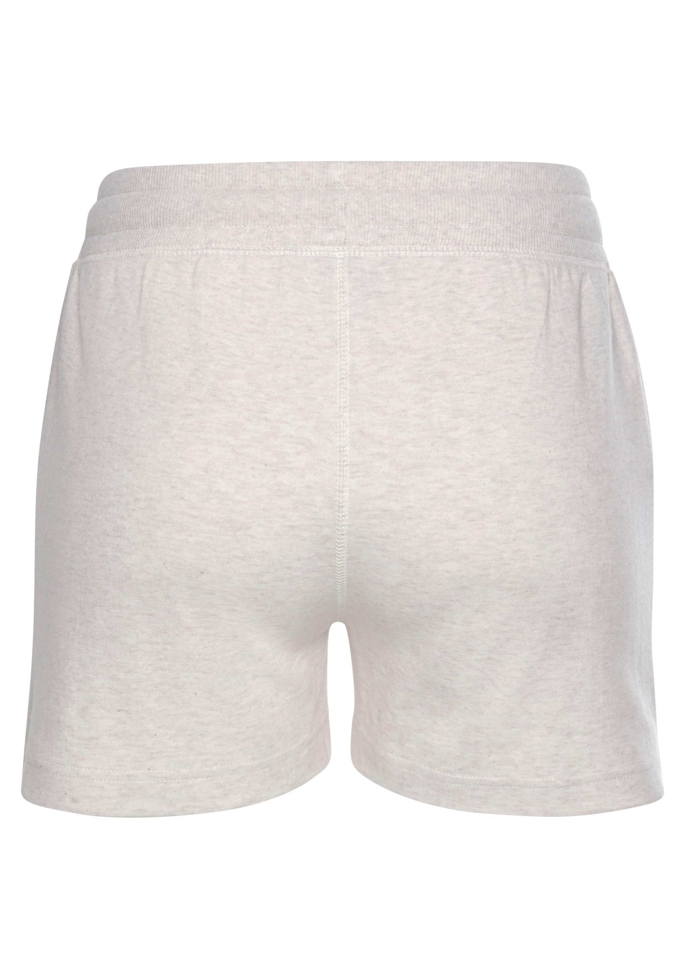 Bench. Loungewear Relaxshorts »-Kurze Sweathose«, mit kurzen Seitenschlitzen und seitliche Taschen, Loungeanzug