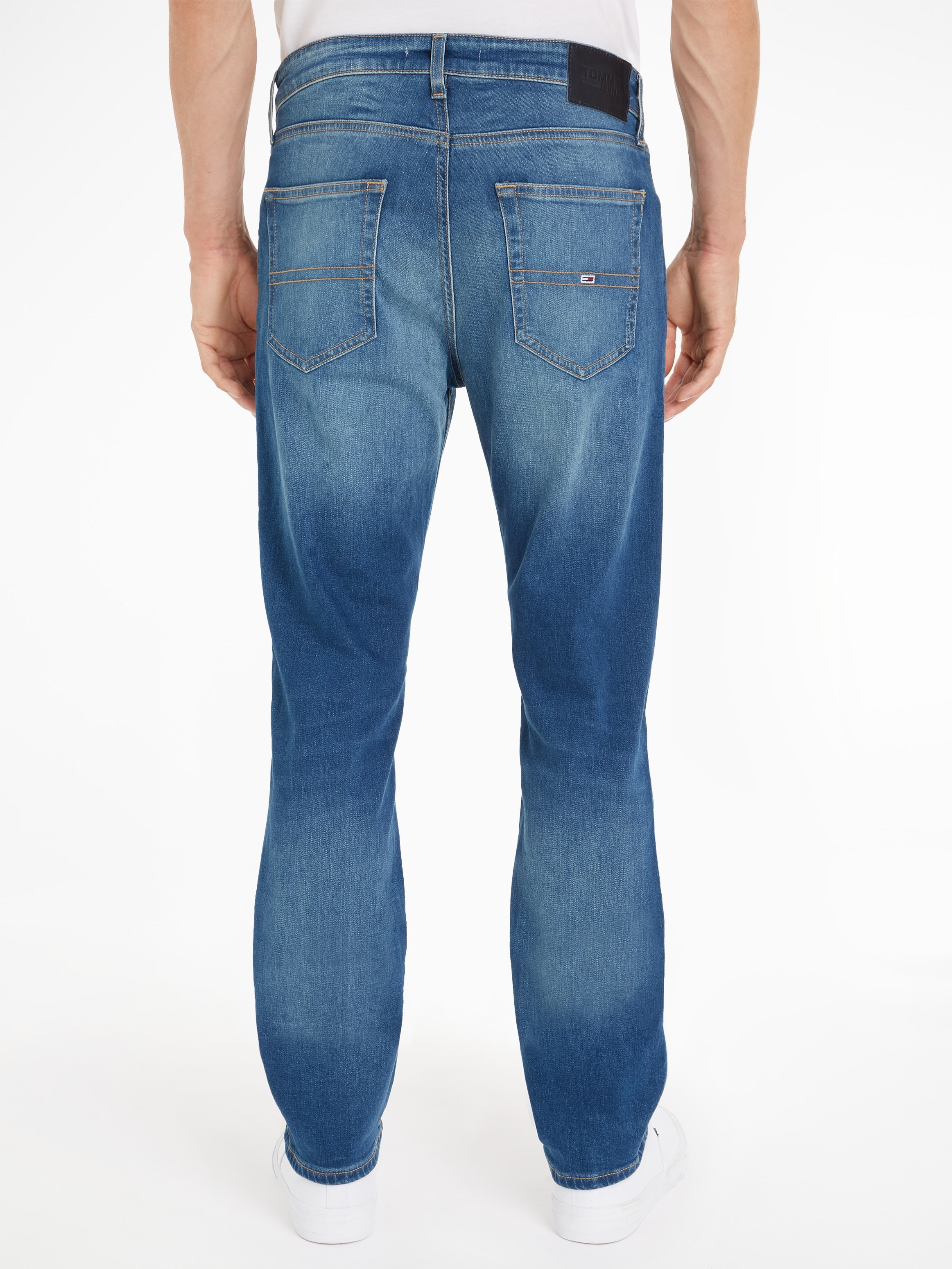 Tommy Jeans Straight-Jeans »RYAN«, mit Elasthan für einen bequemen Sitz