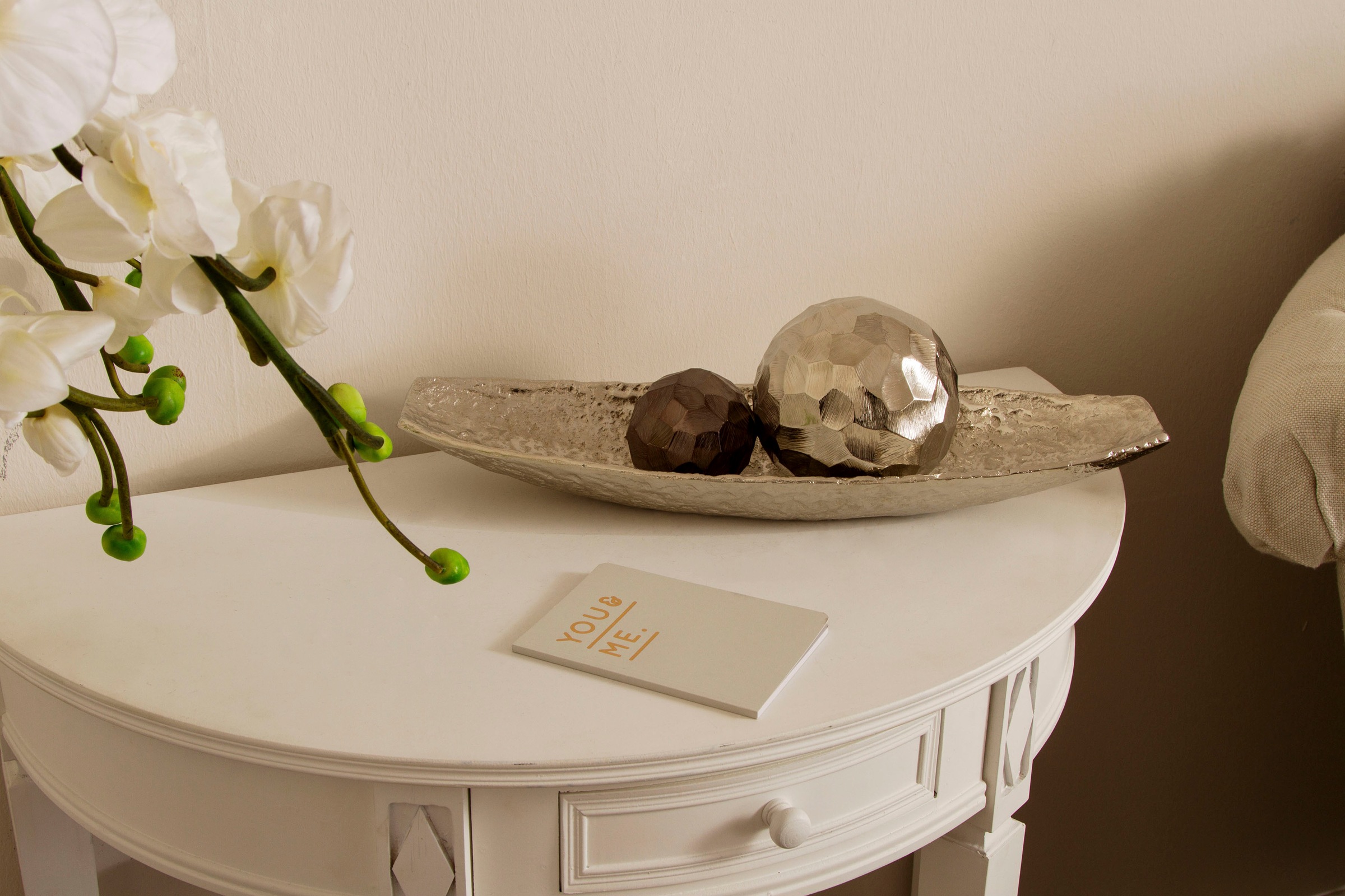 Image of Myflair Möbel & Accessoires Dekoschale, Schale, silberfarben, aus Metall, Schiffchen-Form, modernes Design, Wohnzimmer bei Ackermann Versand Schweiz