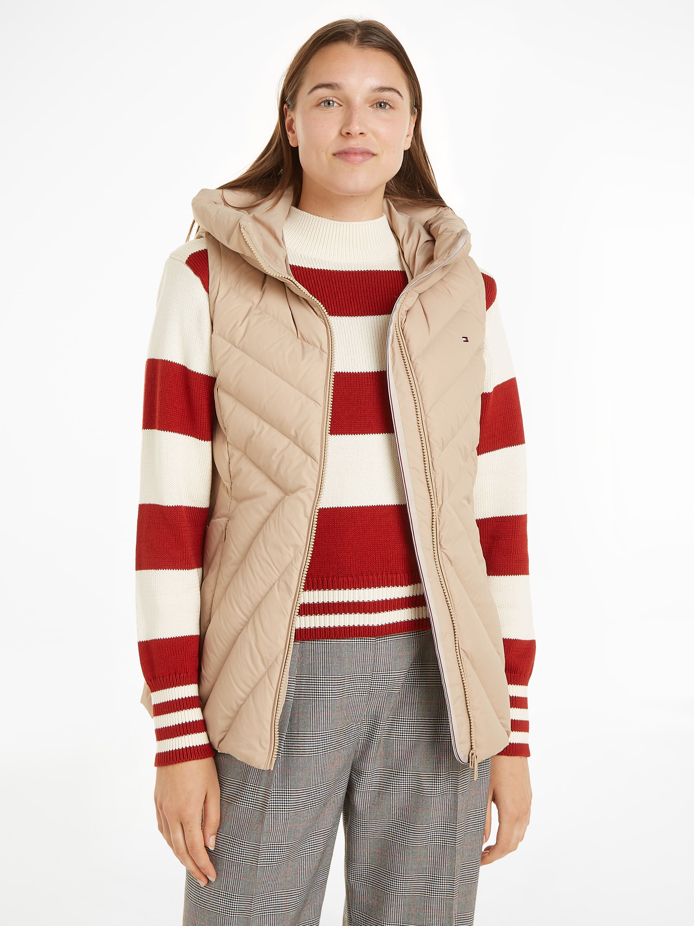 Steppweste »CHEVRON MW PADDED VEST«, mit mittelstarker Wattierung und Tommy Hilfiger...