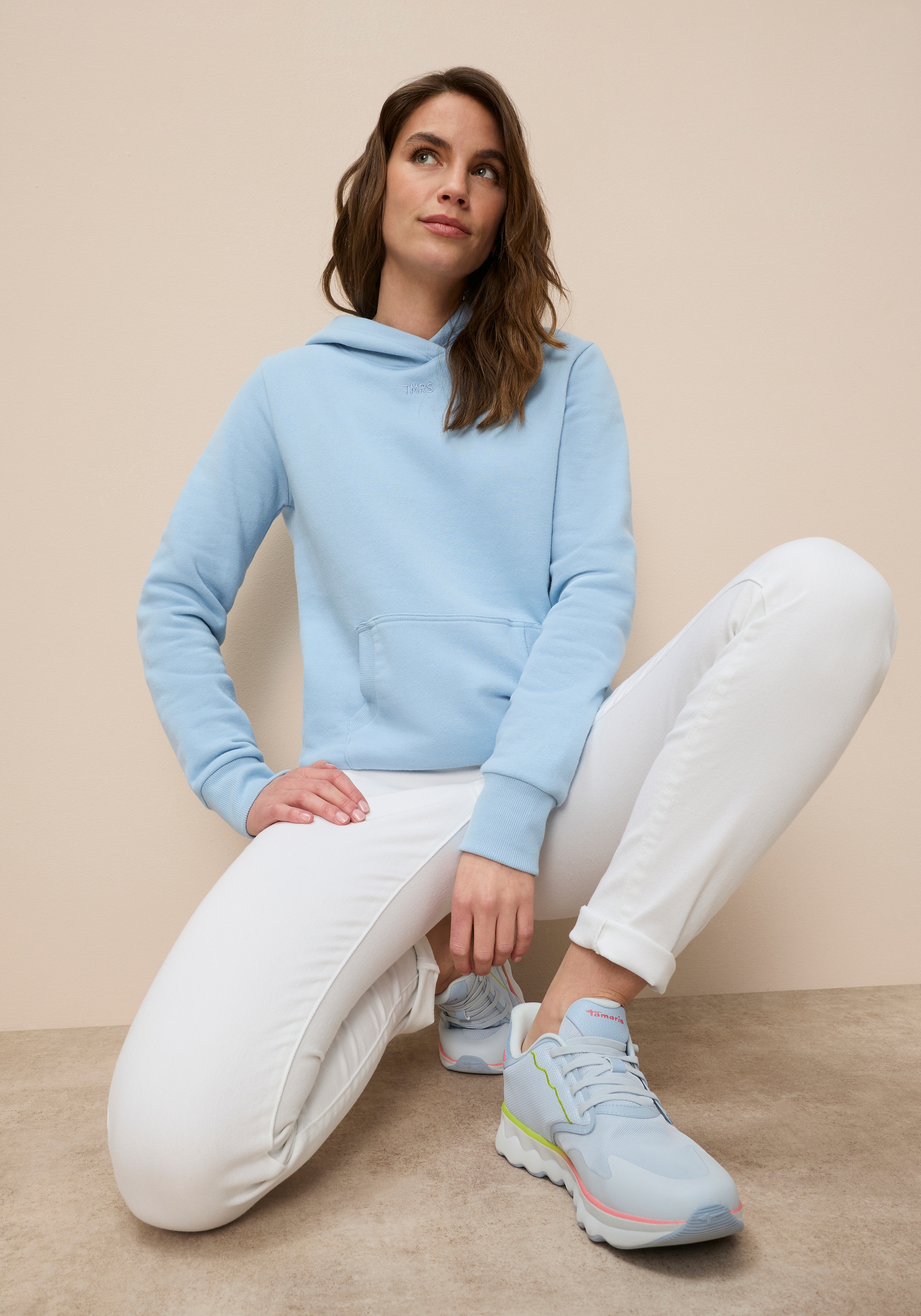 Tamaris Sweat à capuche , figurumspielender Schnitt mit Tasche
