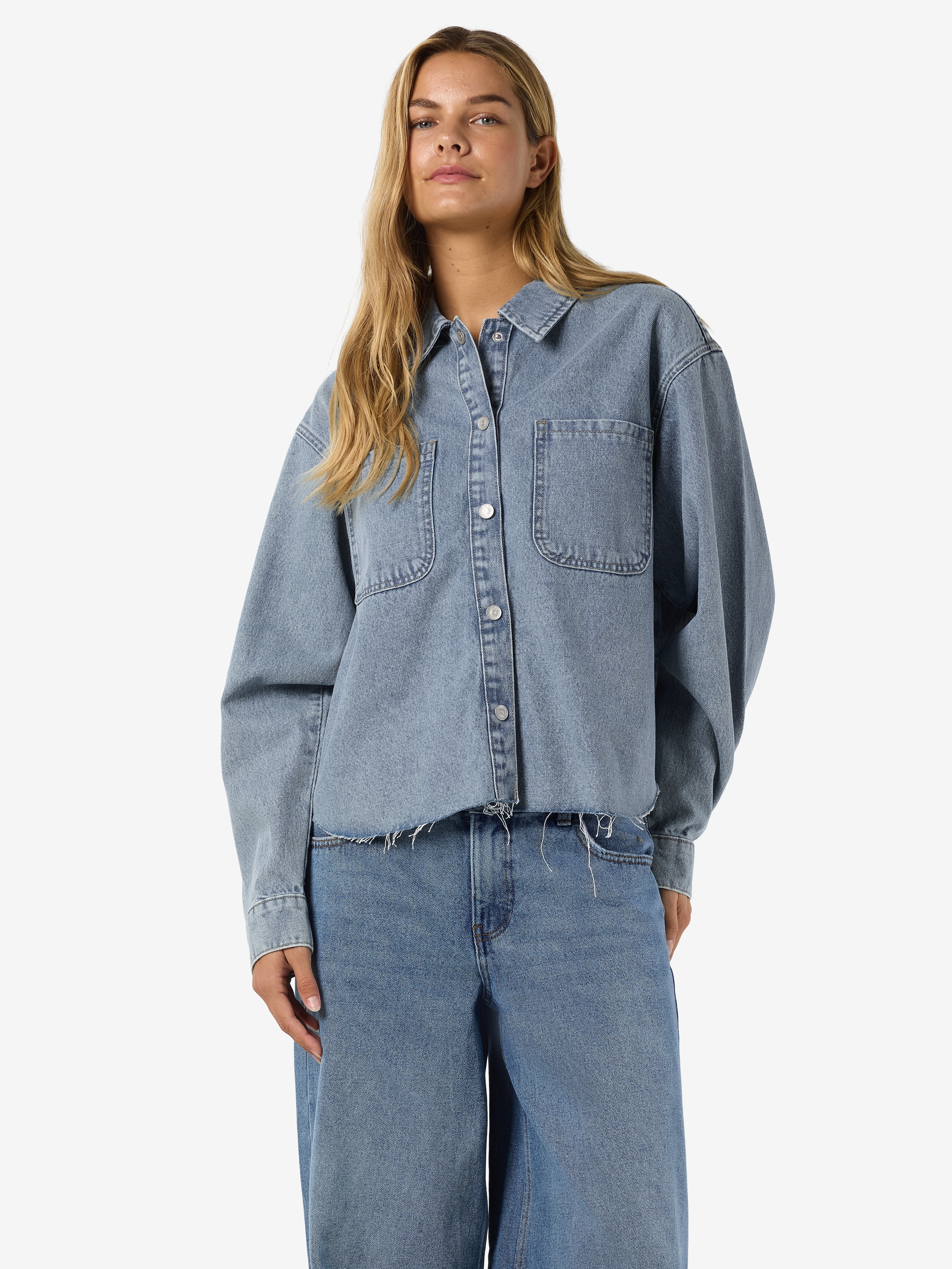 Image of Noisy may Jeansbluse "NMALVA L/S DENIM SH SHCKET AZ452LB"