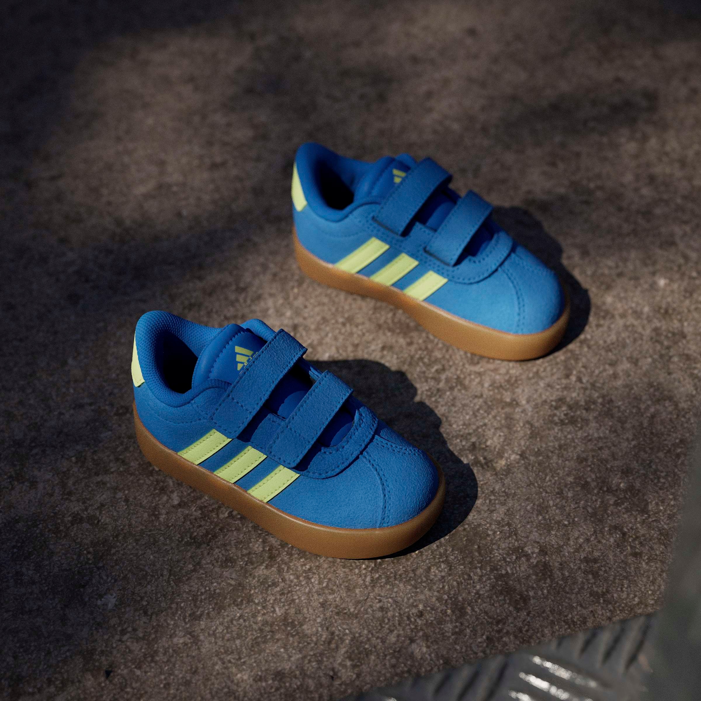adidas Sportswear Sneakers »VL COURT 3.0«  inspiriert vom Design des adidas Handball Spezial, für Kinder