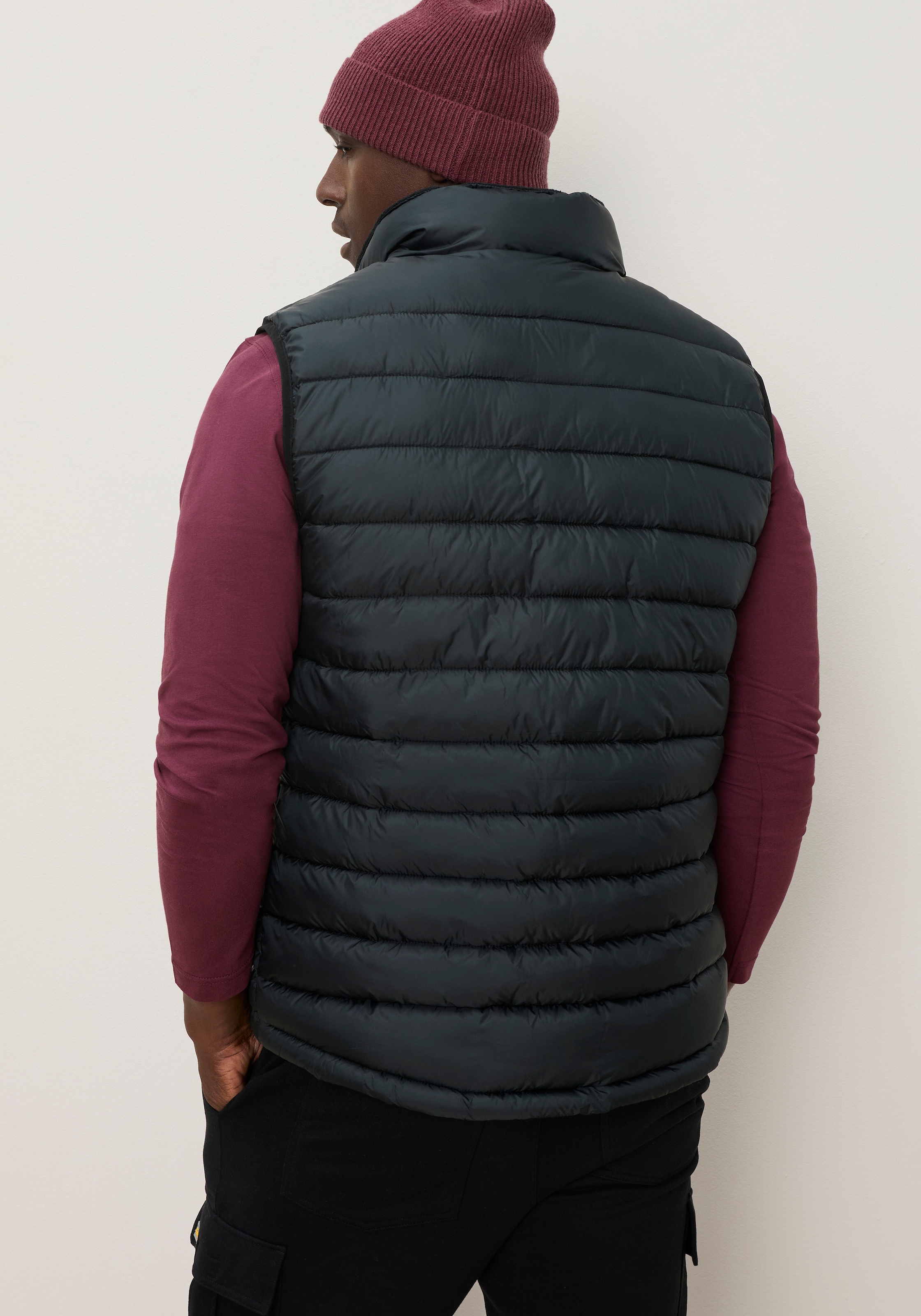 KangaROOS Gilet matelassé uni avec détails contrastants, idéal pour la transition